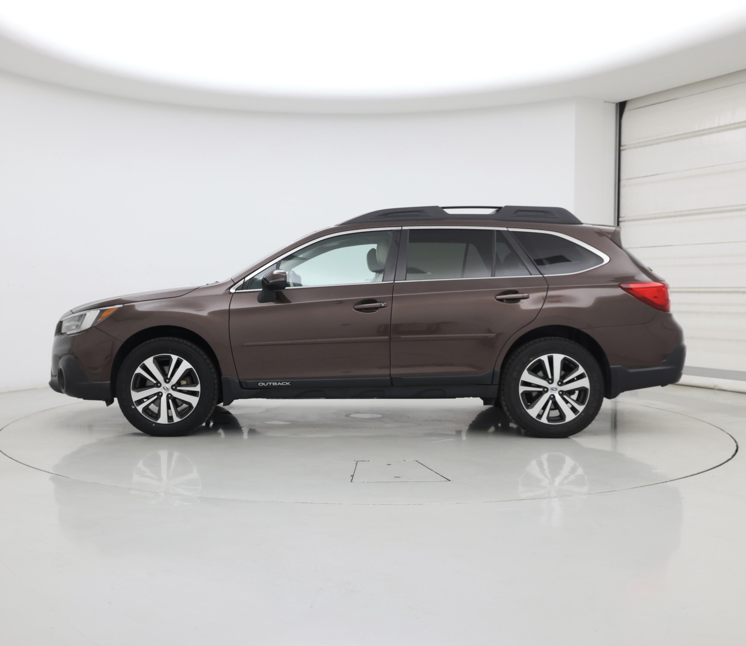 Thumbnail: 2019 Subaru Outback - 3