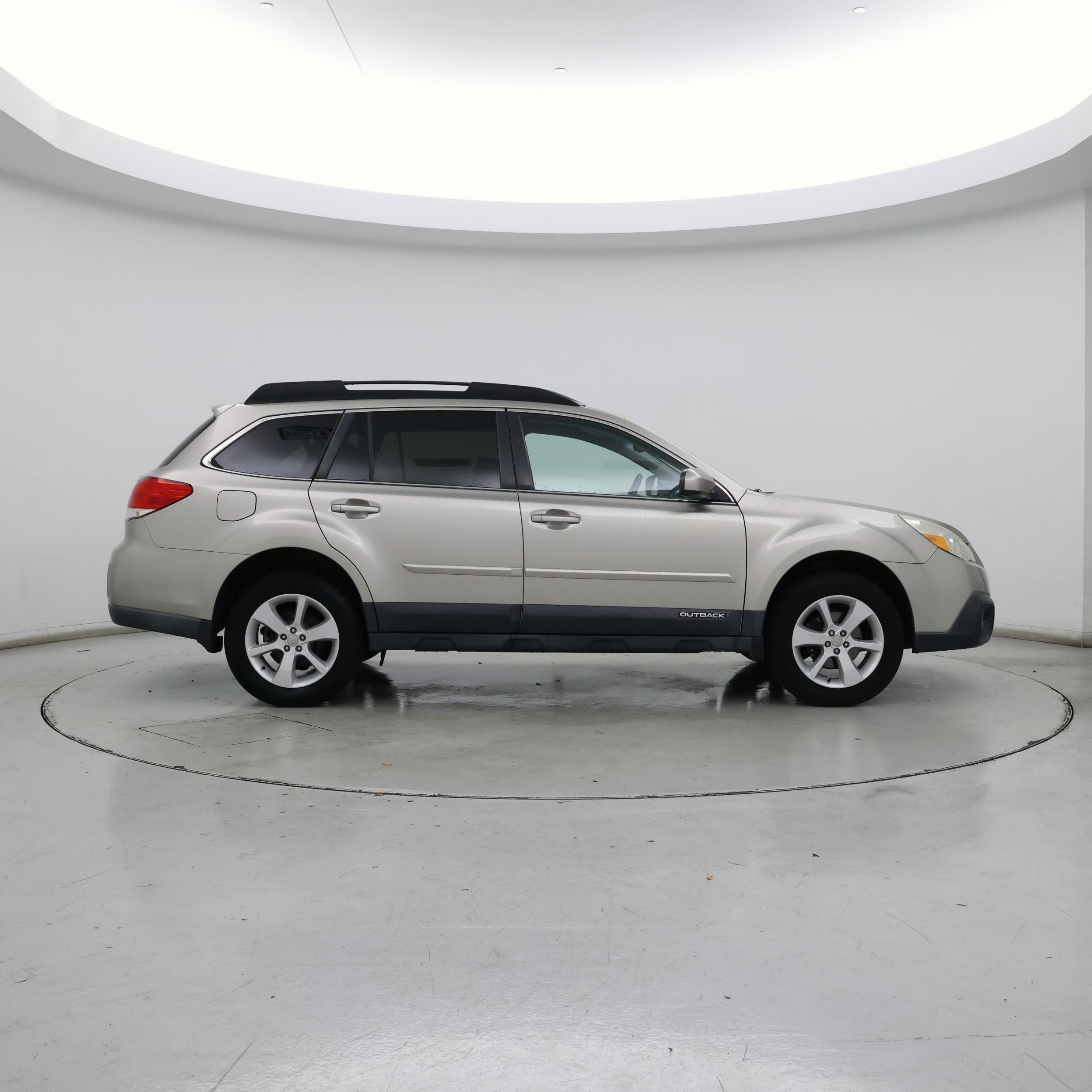 Thumbnail: 2014 Subaru Outback - 7