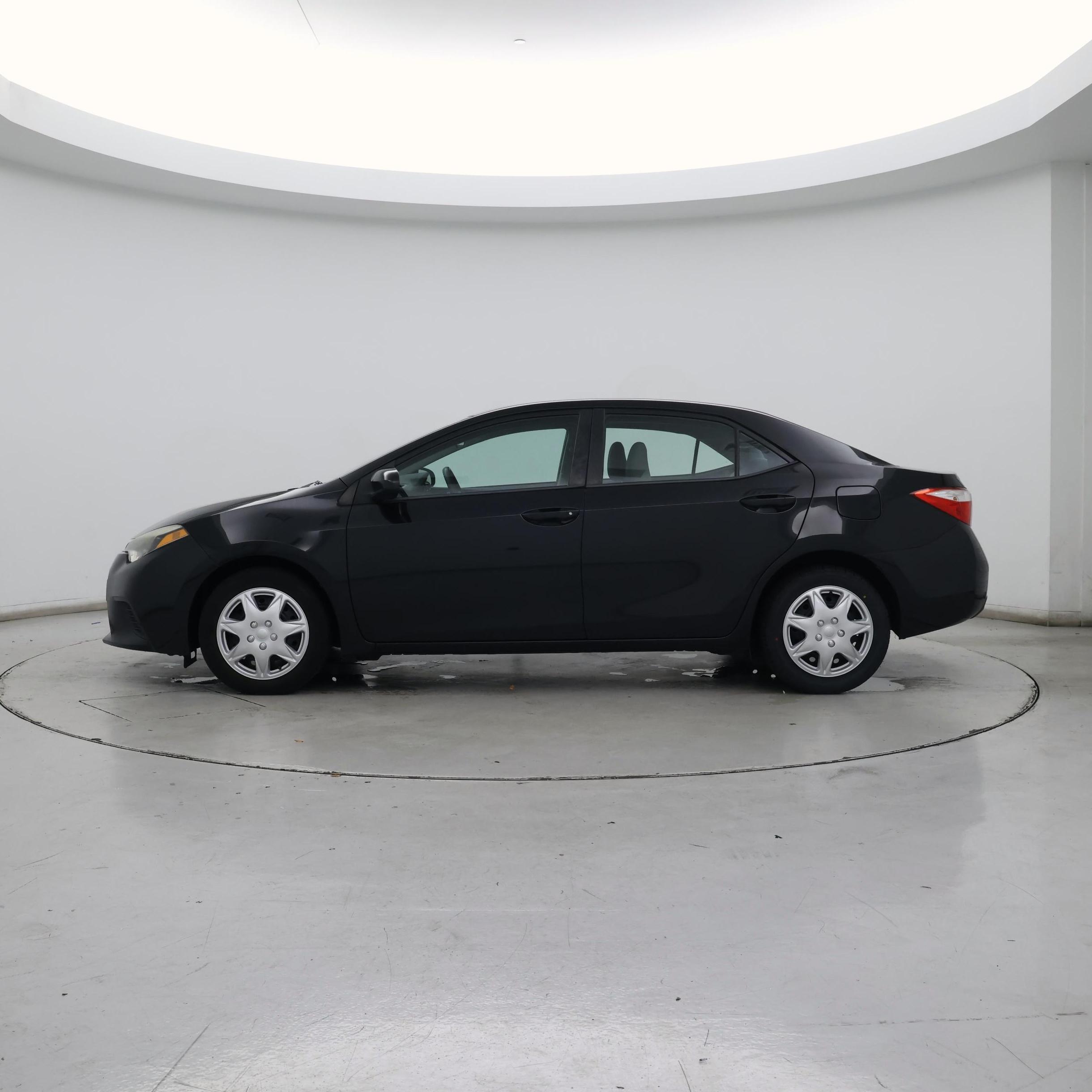 Thumbnail: 2014 Toyota Corolla - 3