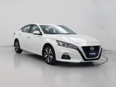 White 2020 Nissan Altima SL