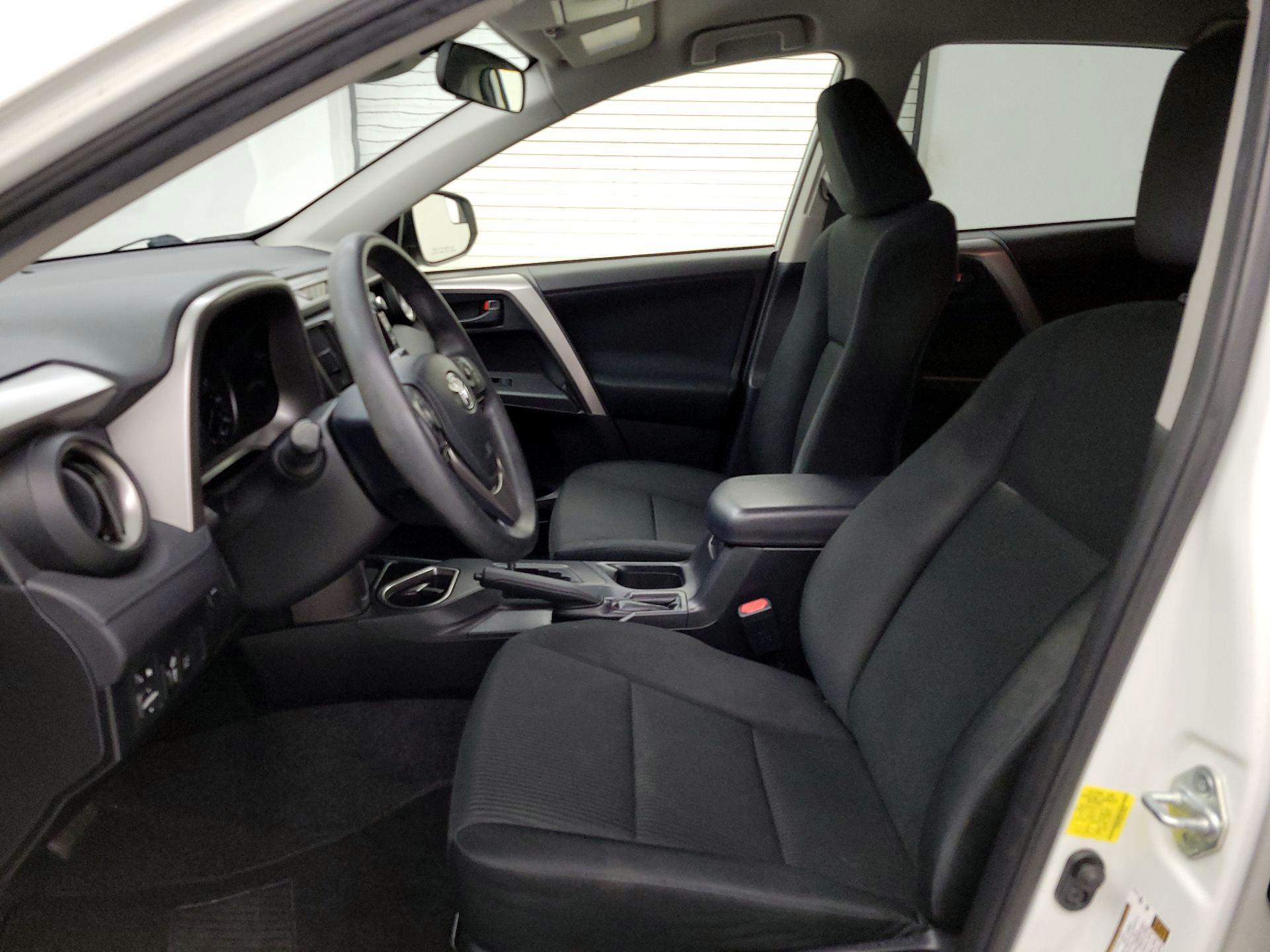 Thumbnail: 2017 Toyota RAV4 - 11