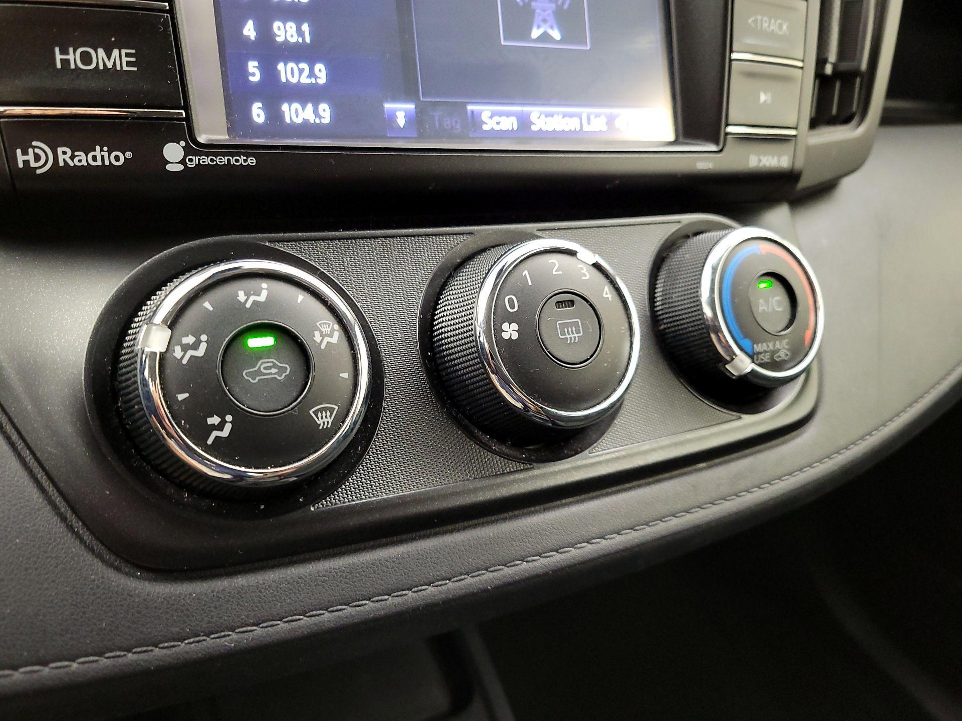 Thumbnail: 2017 Toyota RAV4 - 16