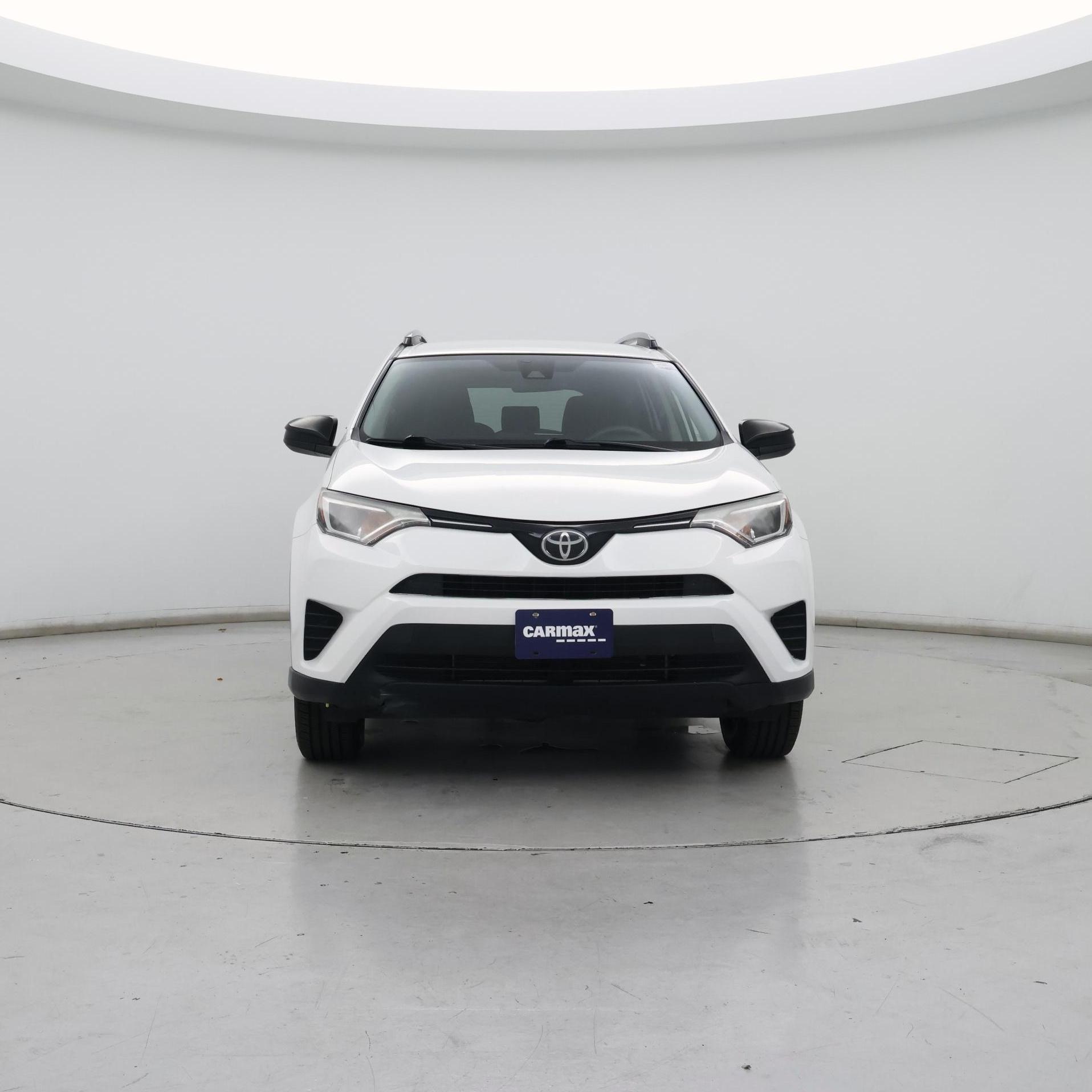 Thumbnail: 2017 Toyota RAV4 - 5