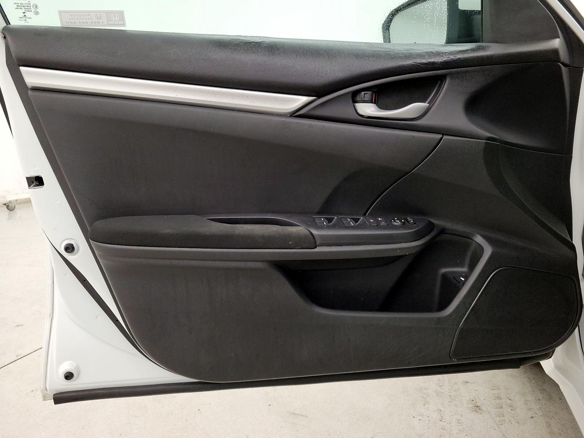 Thumbnail: 2020 Honda Civic - 12