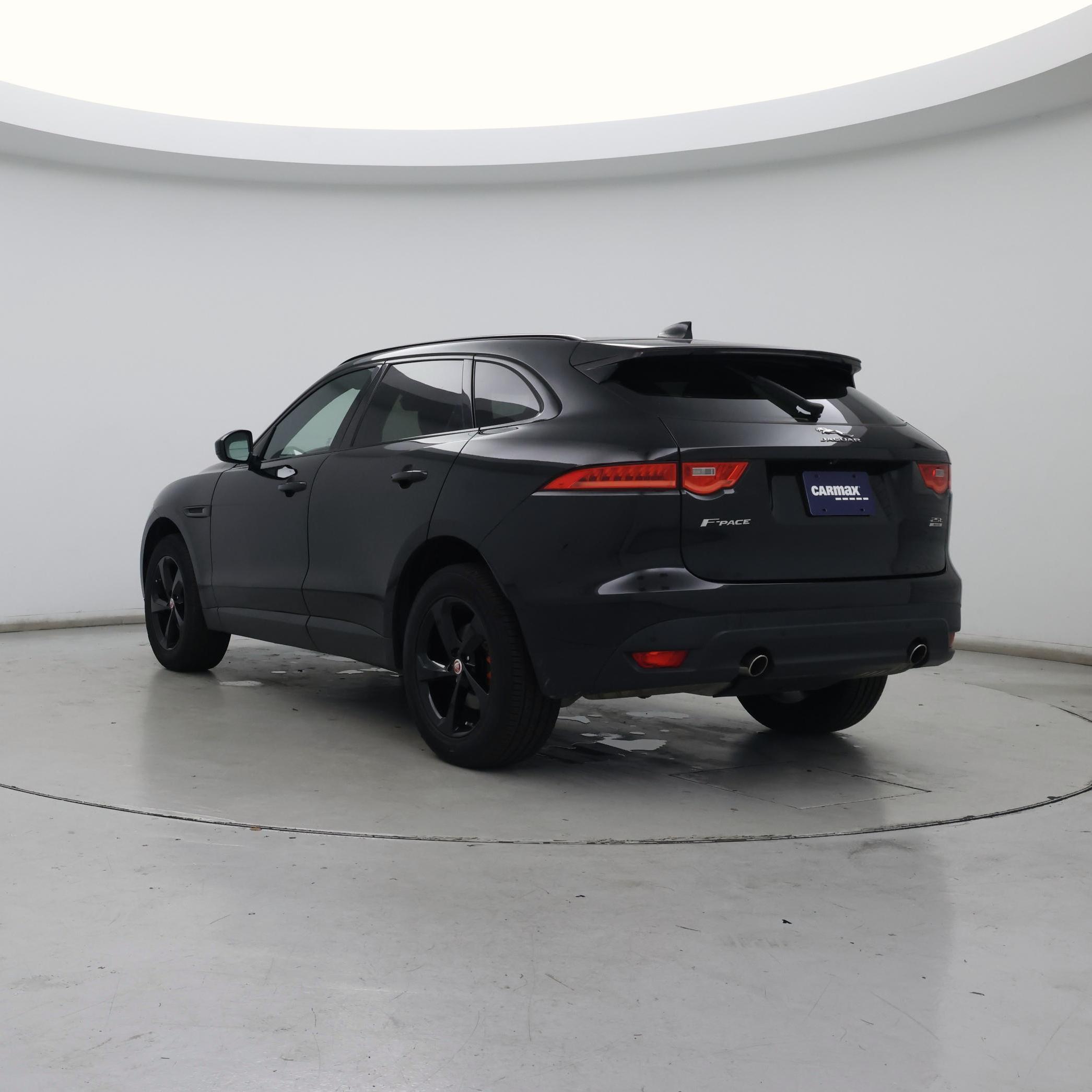Thumbnail: 2020 Jaguar F-Pace - 2