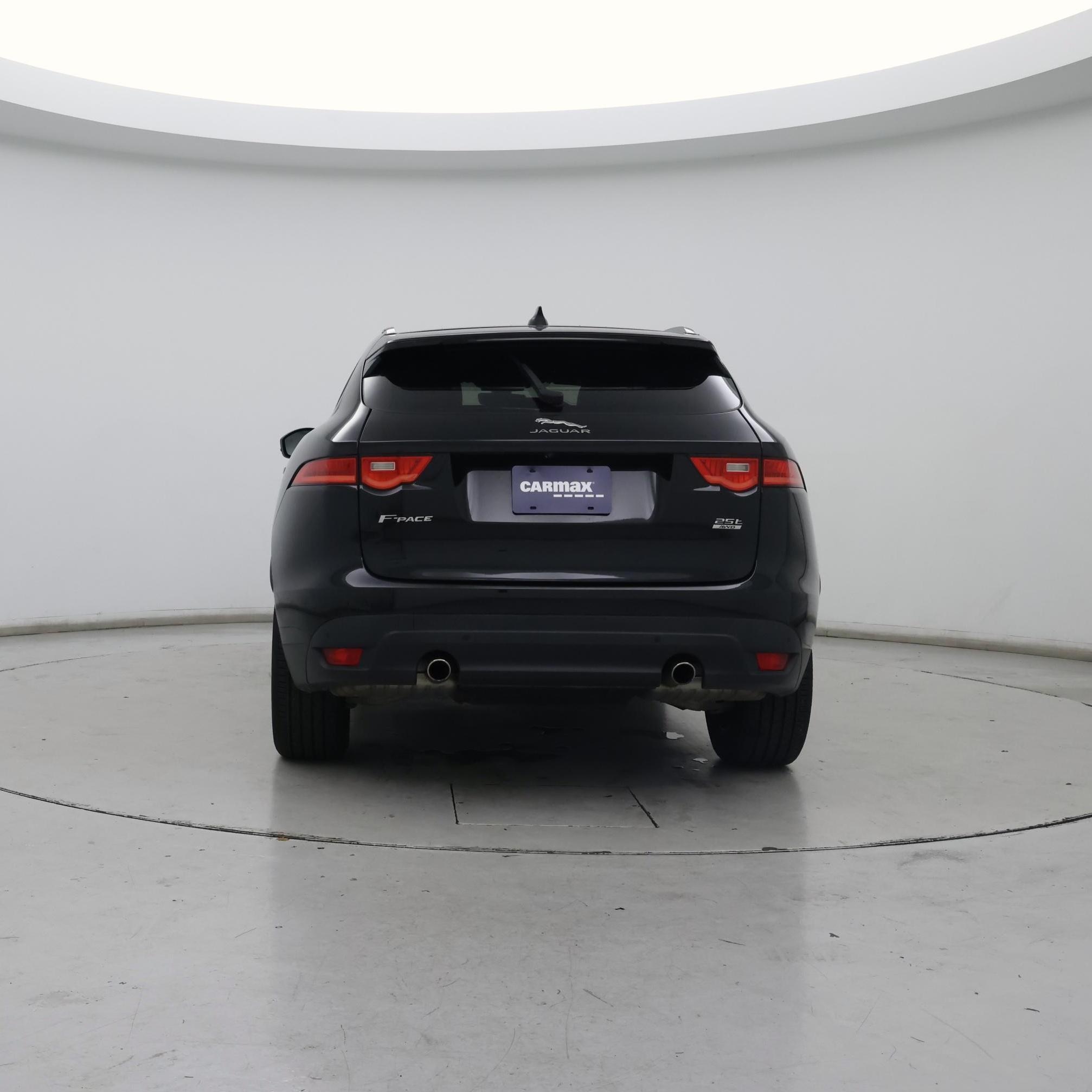 Thumbnail: 2020 Jaguar F-Pace - 6