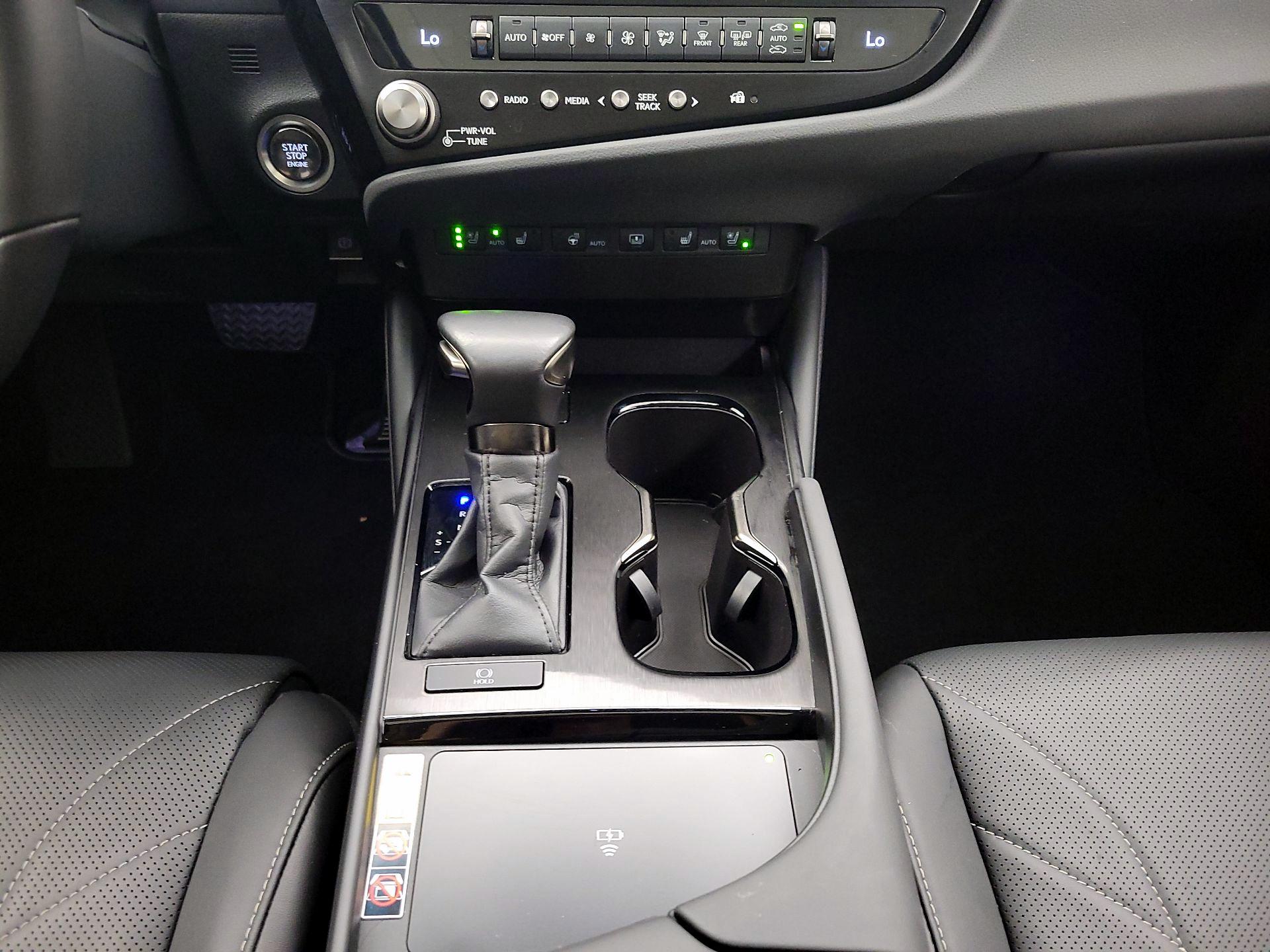 Thumbnail: 2024 Lexus ES - 17
