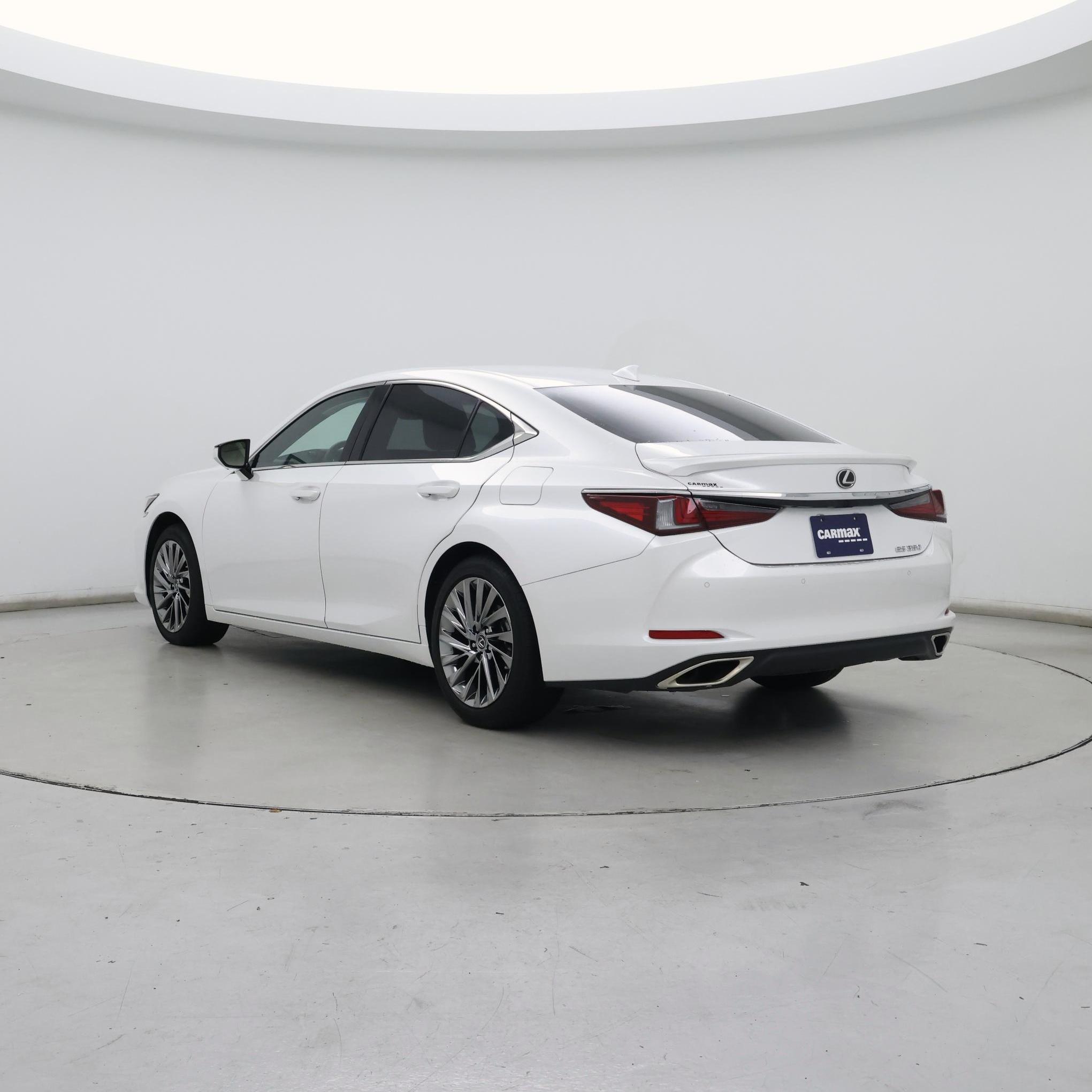 Thumbnail: 2024 Lexus ES - 2