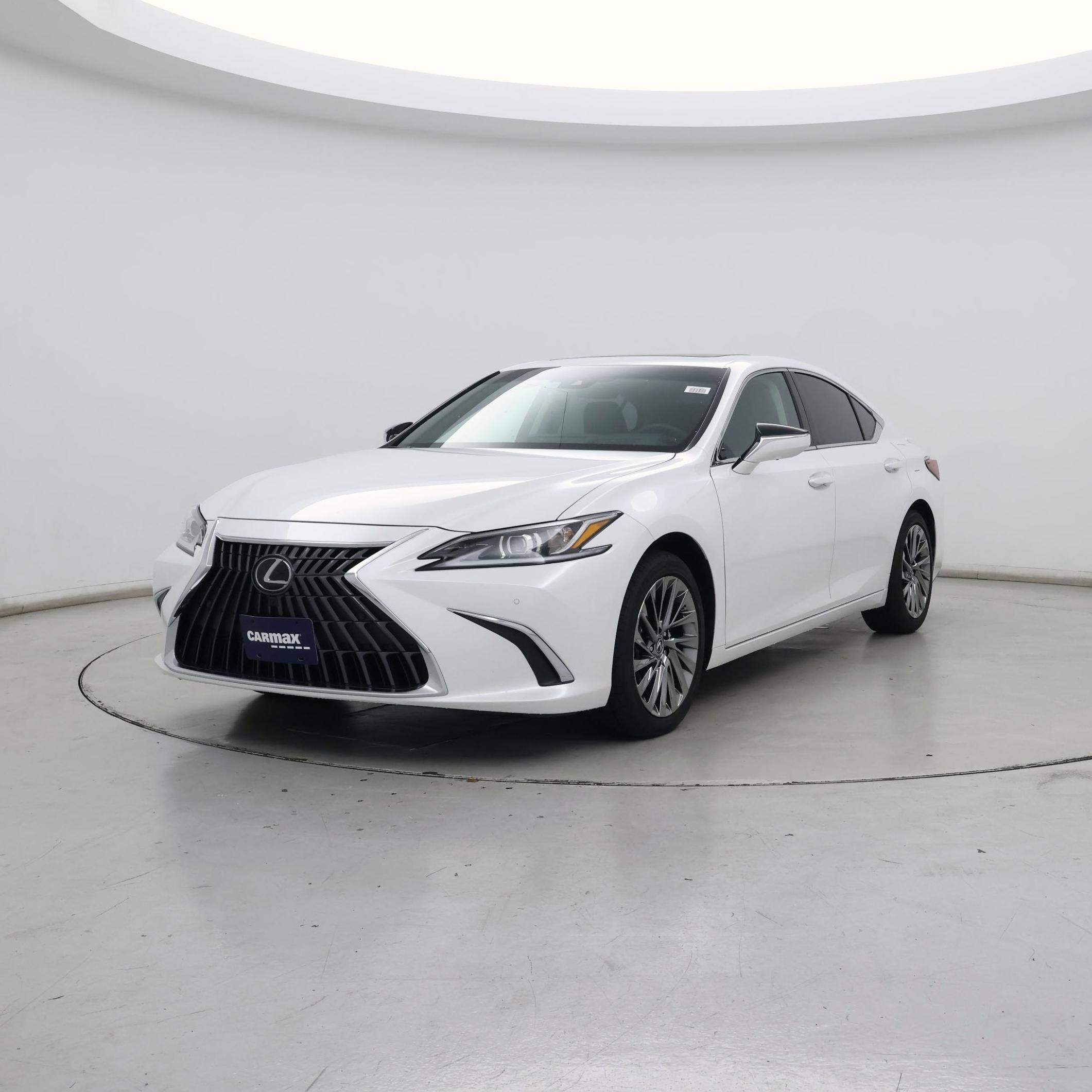 Thumbnail: 2024 Lexus ES - 4