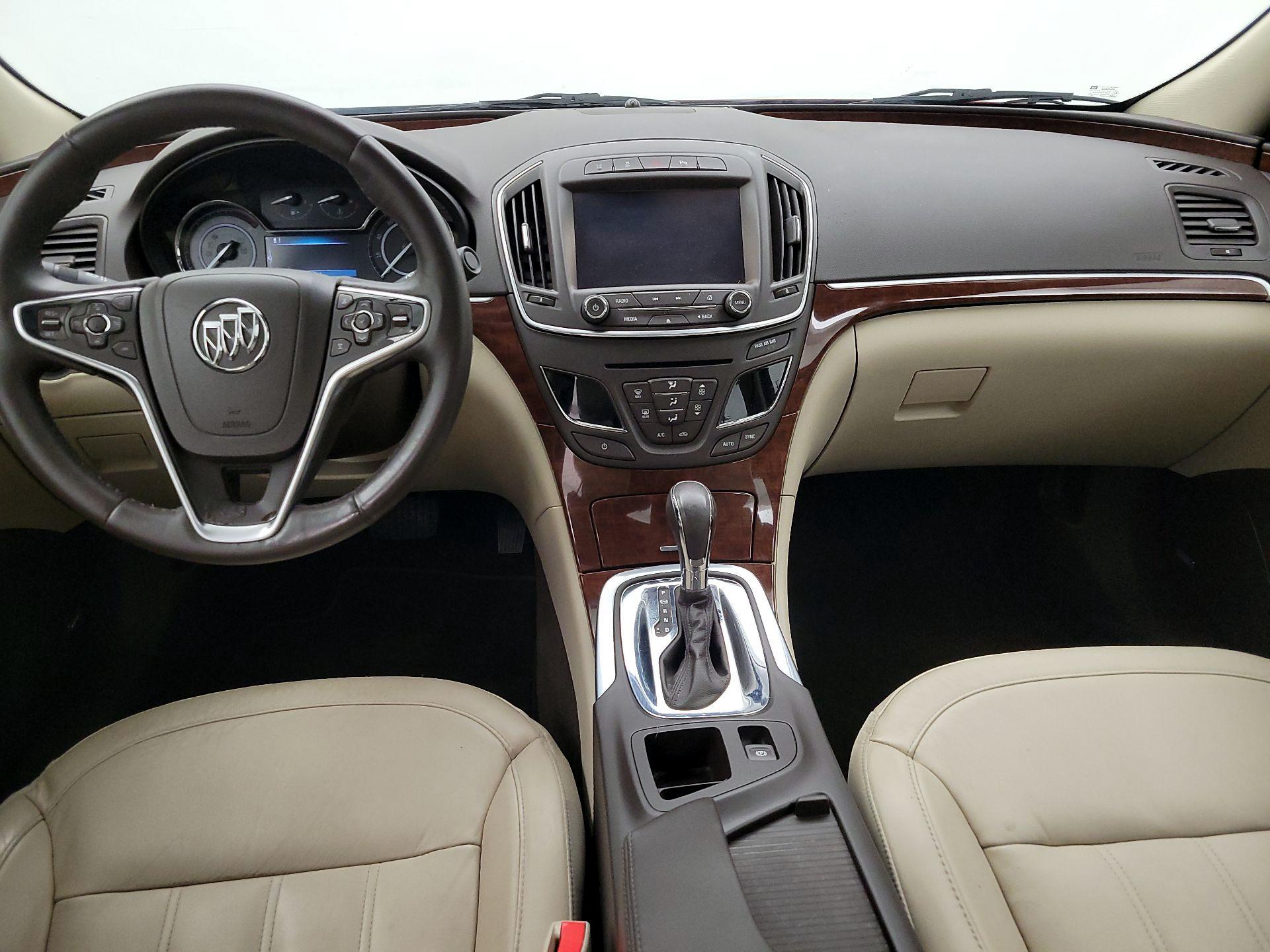 Thumbnail: 2017 Buick Regal - 9
