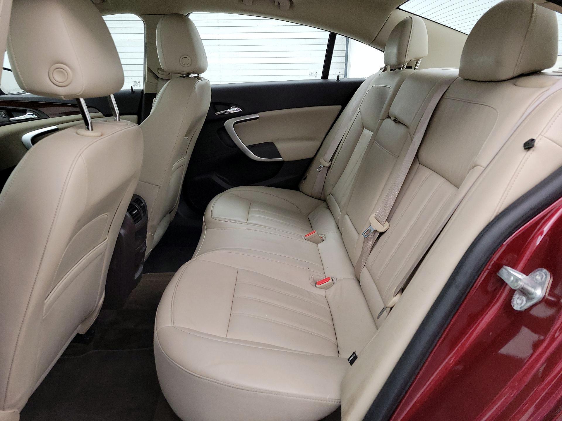 Thumbnail: 2017 Buick Regal - 20