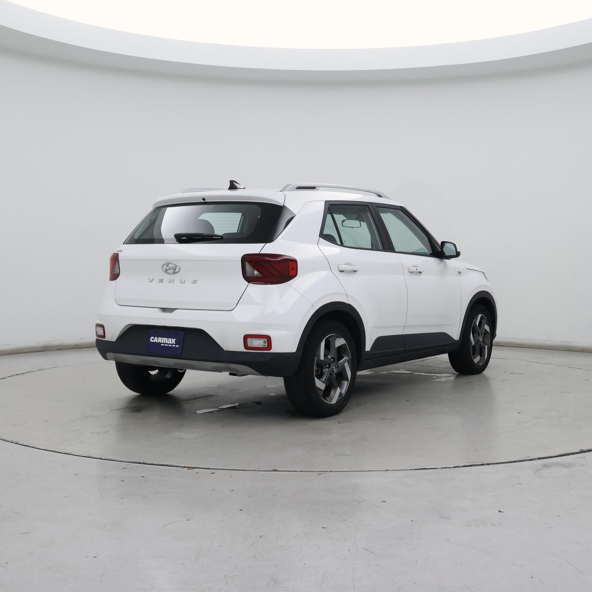 Thumbnail: 2021 Hyundai Venue - 8