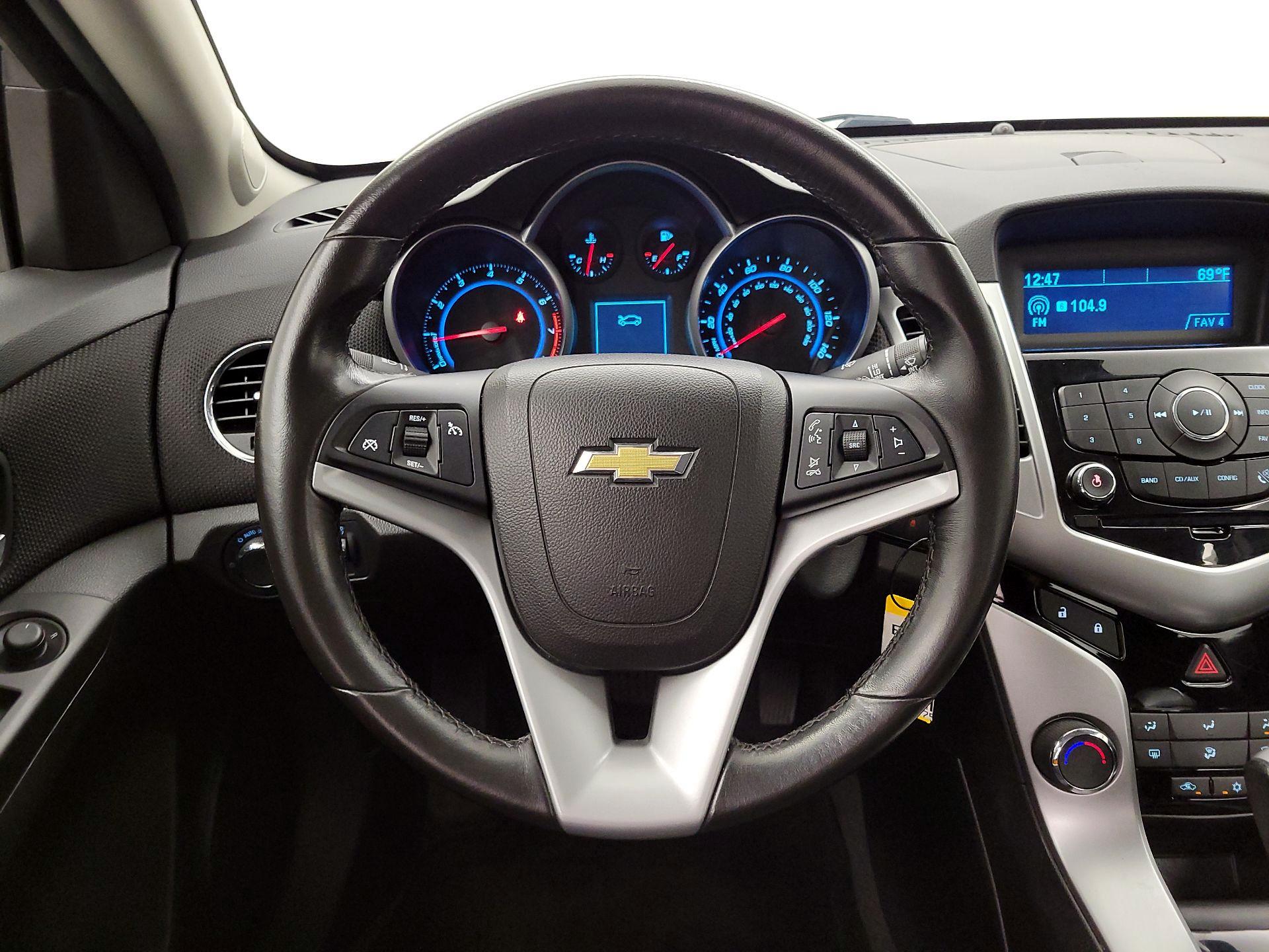 Thumbnail: 2014 Chevrolet Cruze - 10