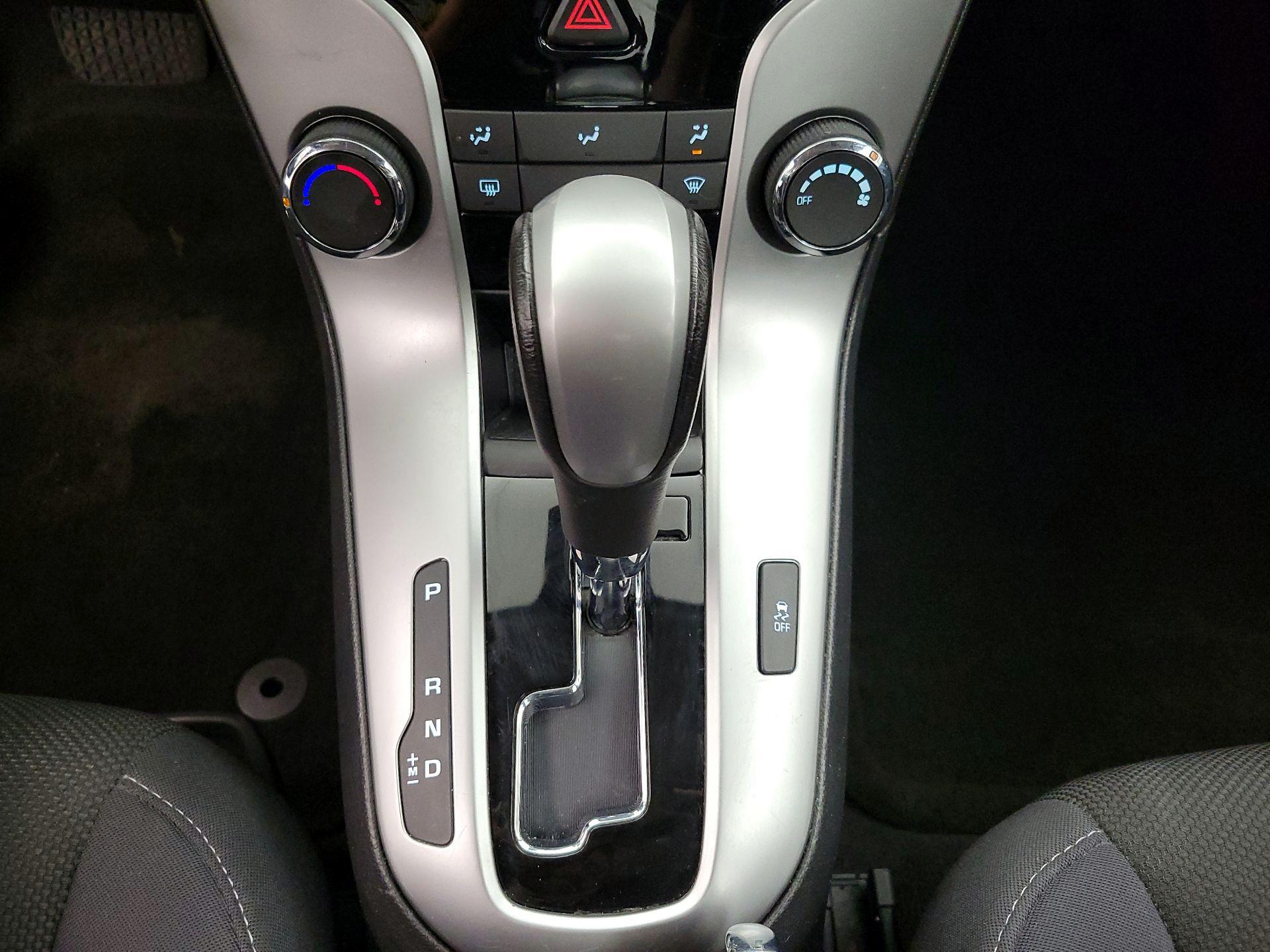 Thumbnail: 2014 Chevrolet Cruze - 16