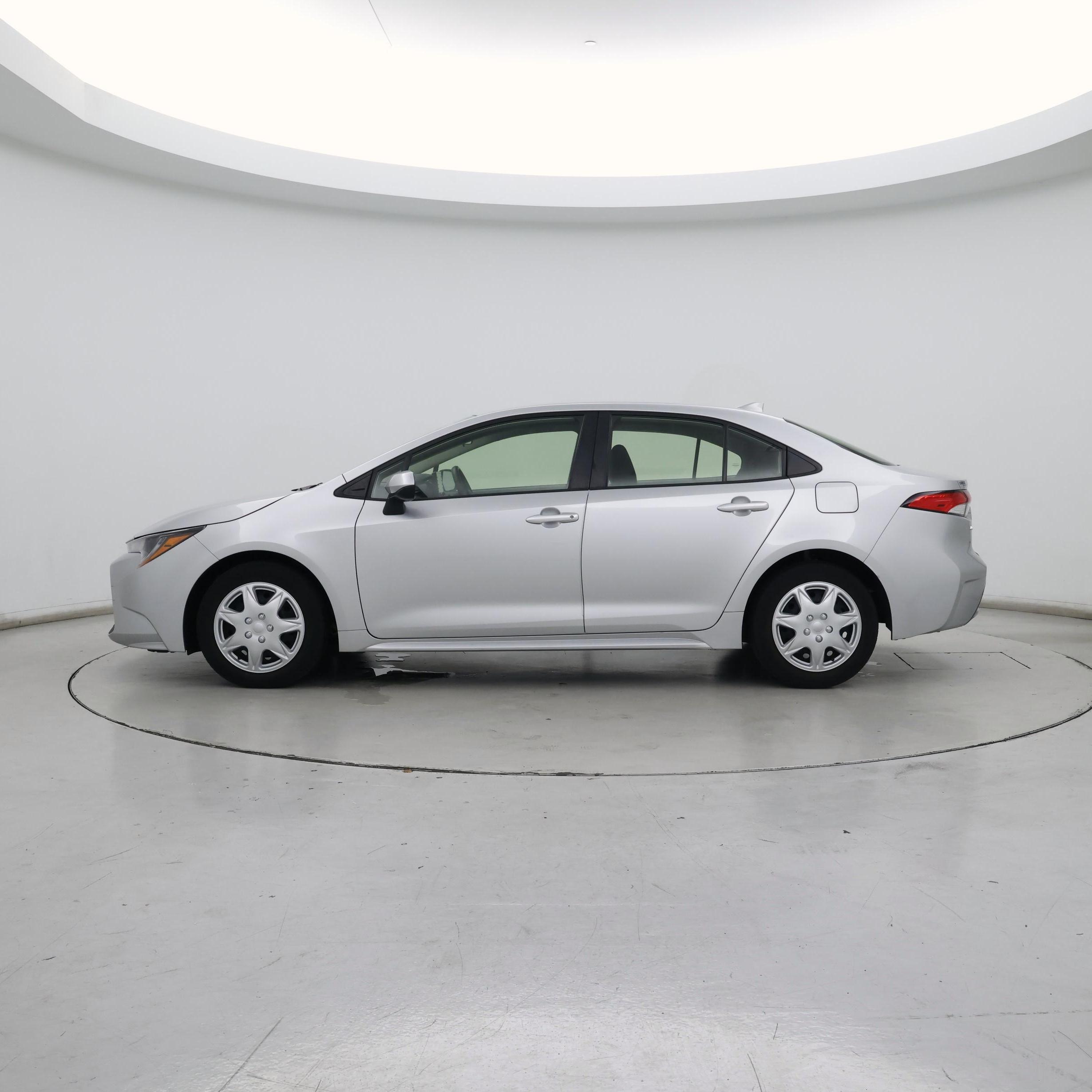 Thumbnail: 2022 Toyota Corolla - 3