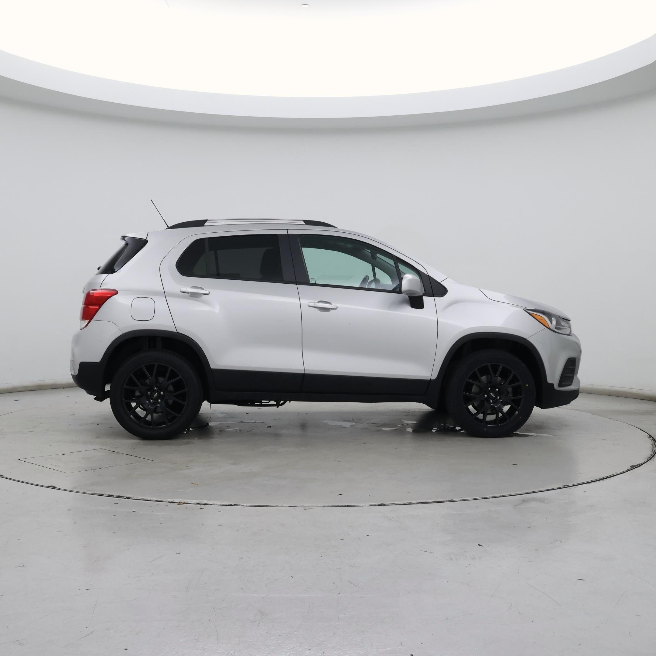 Thumbnail: 2021 Chevrolet Trax - 7