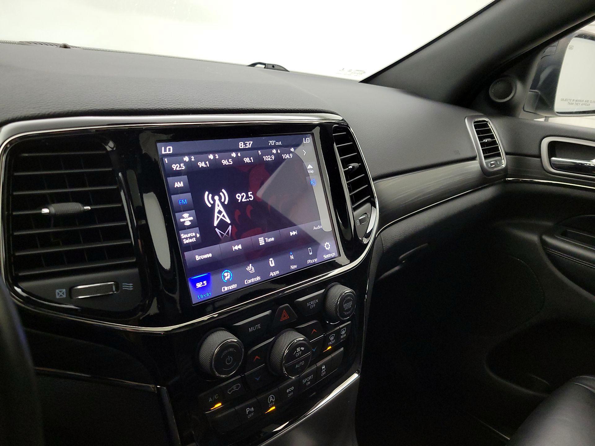 Thumbnail: 2019 Jeep Grand Cherokee - 16