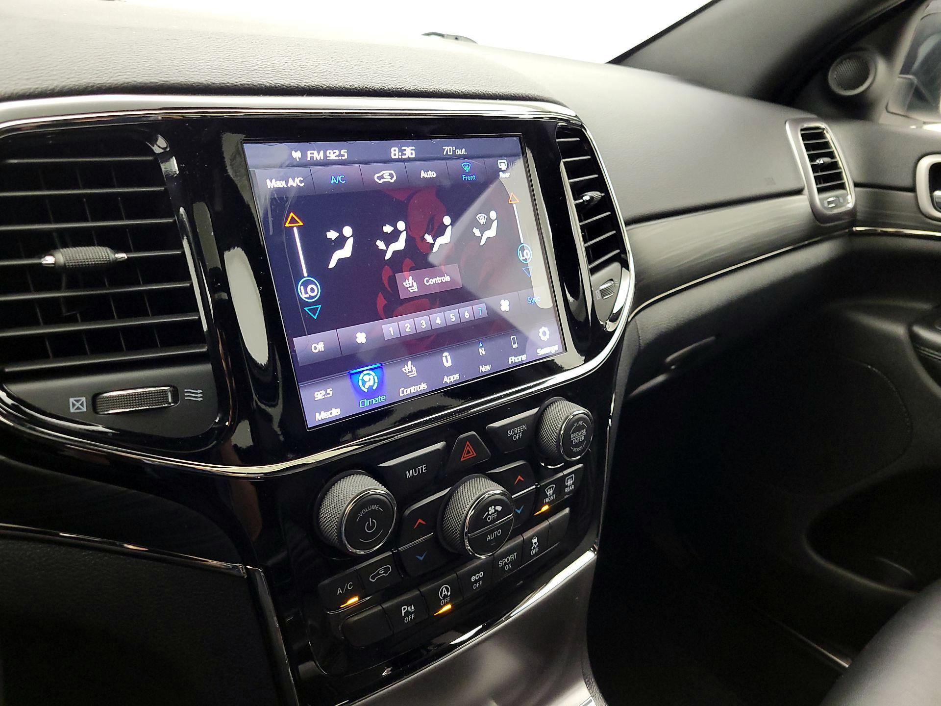 Thumbnail: 2019 Jeep Grand Cherokee - 17