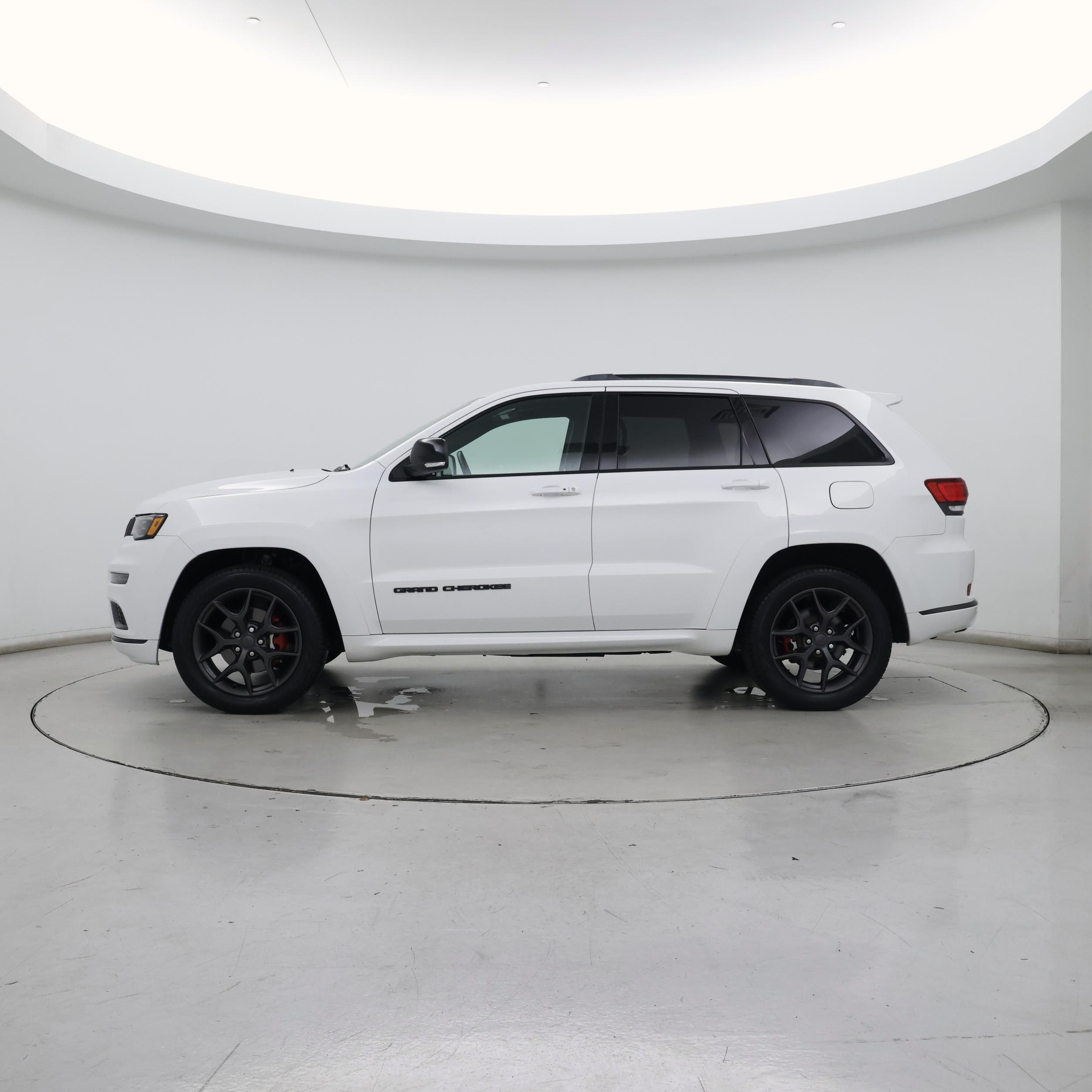 Thumbnail: 2019 Jeep Grand Cherokee - 3