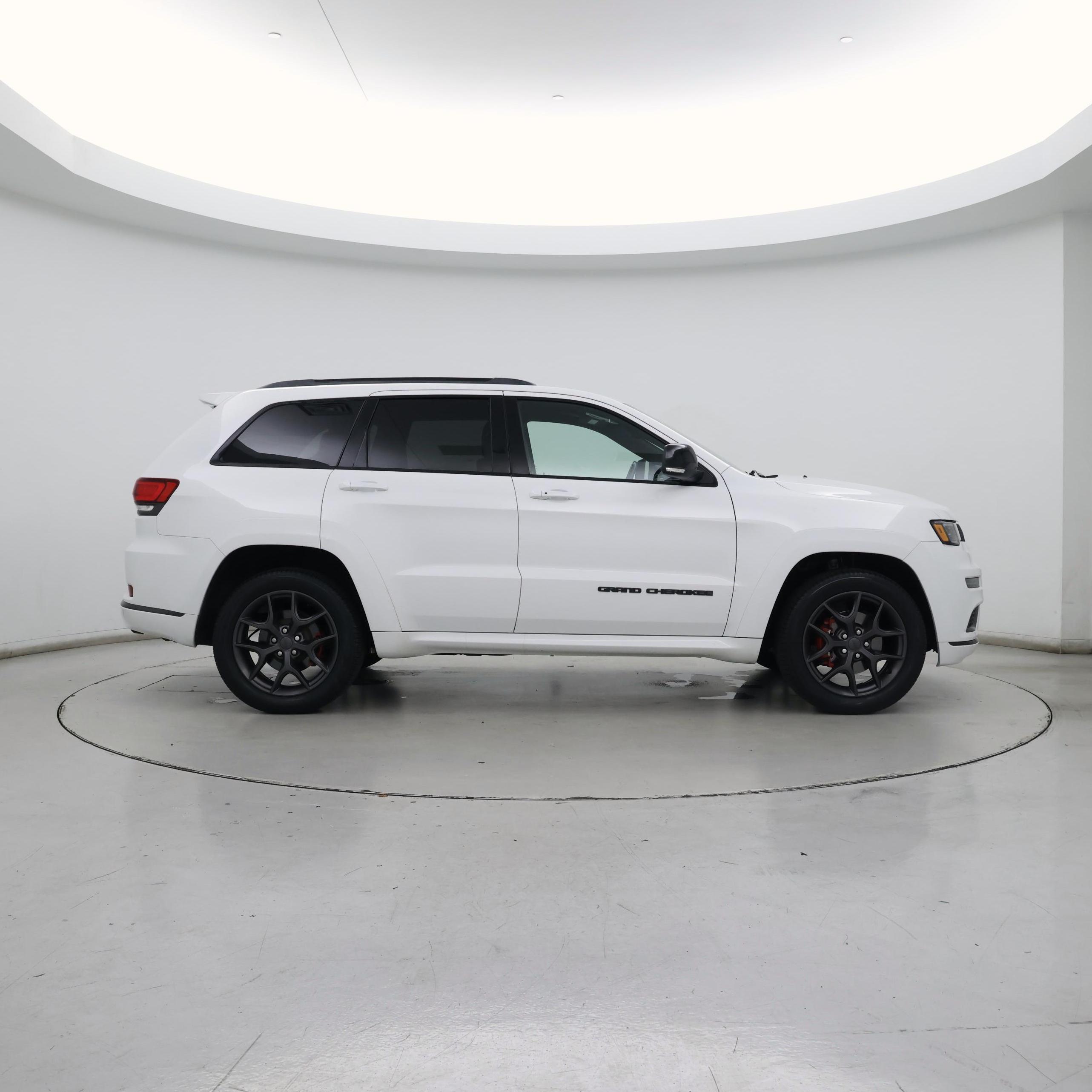Thumbnail: 2019 Jeep Grand Cherokee - 7