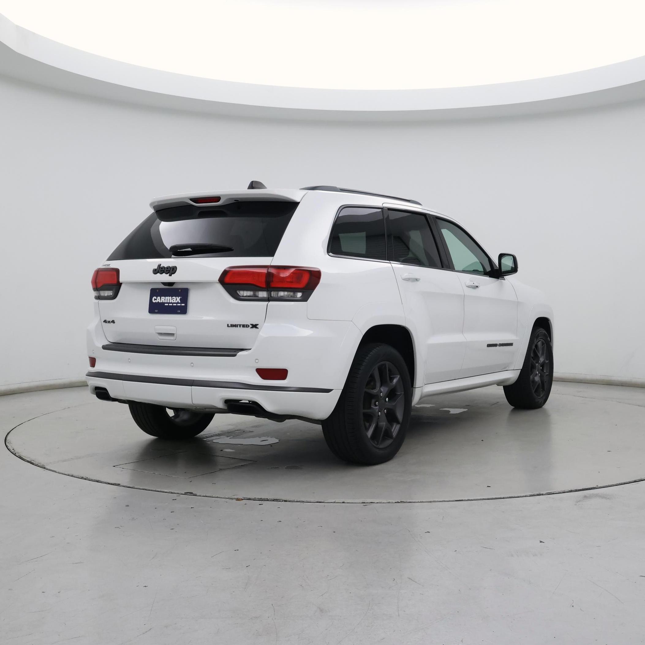Thumbnail: 2019 Jeep Grand Cherokee - 8