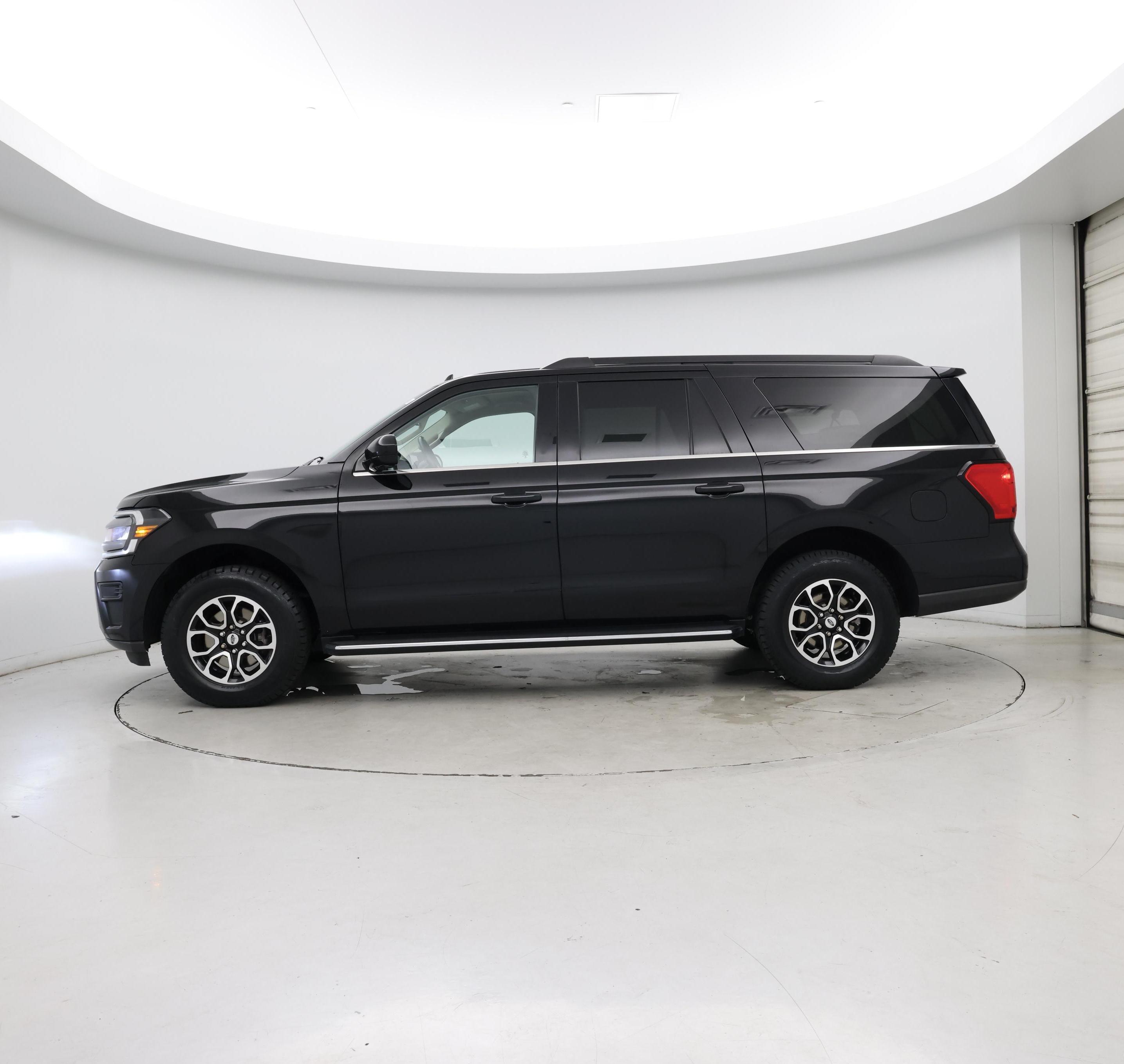 Thumbnail: 2023 Ford Expedition MAX - 3