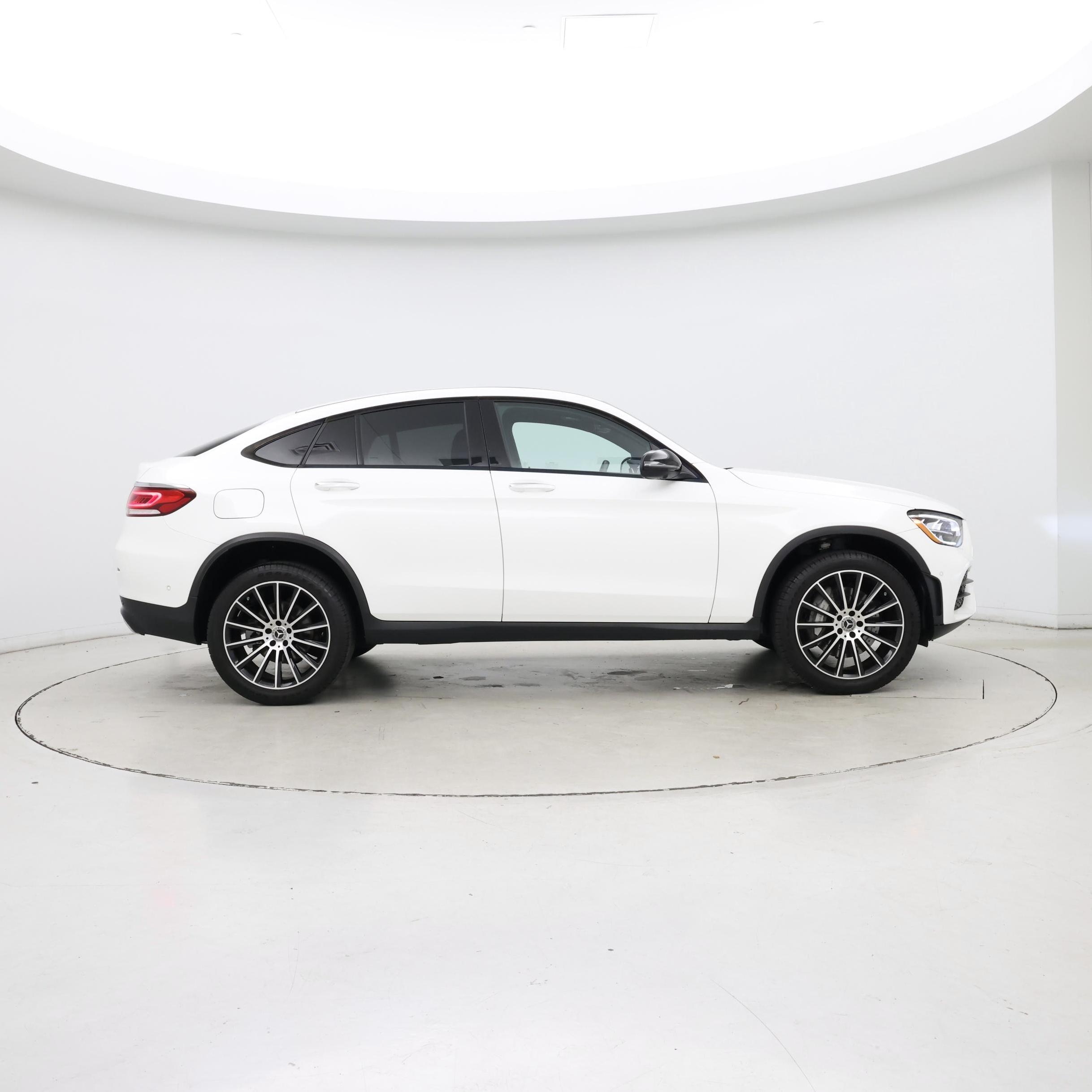 Thumbnail: 2023 Mercedes-Benz GLC - 7