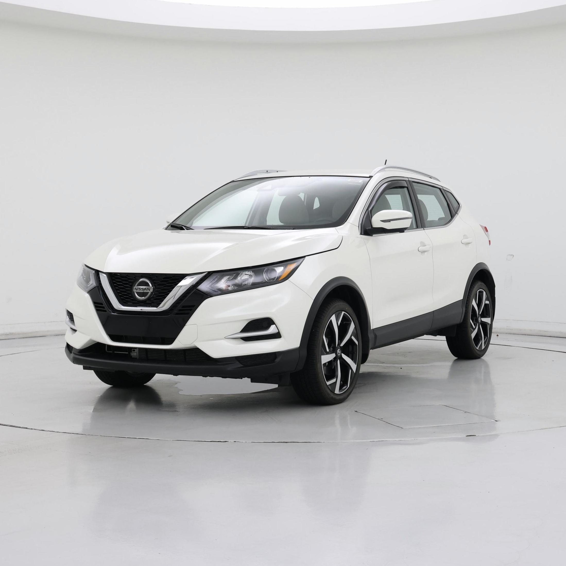 Thumbnail: 2022 Nissan Rogue Sport - 4
