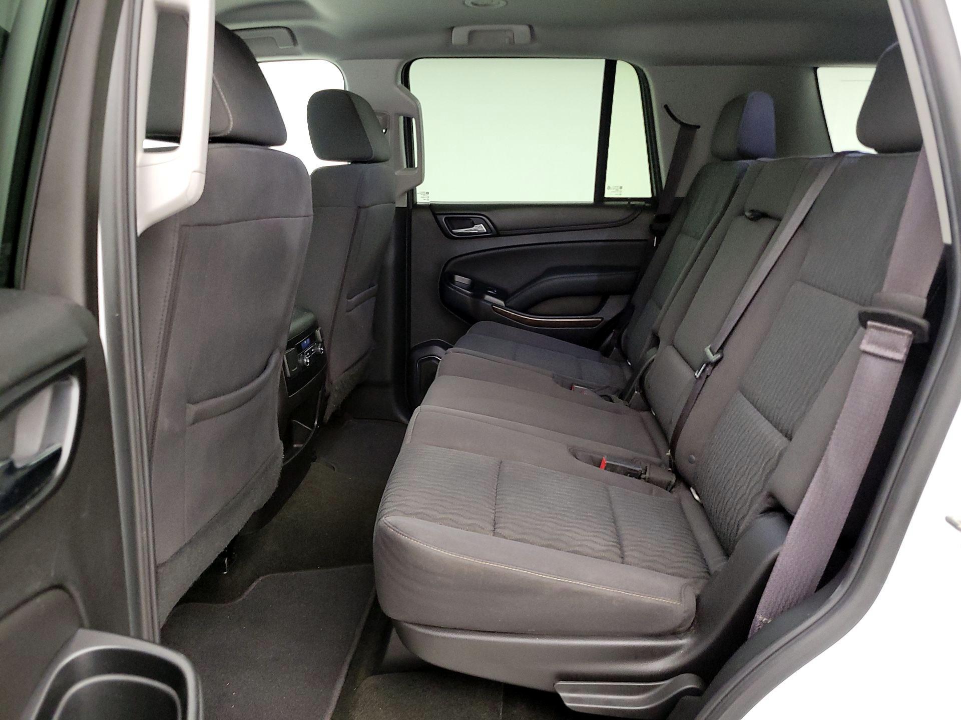 Thumbnail: 2017 Chevrolet Tahoe - 19