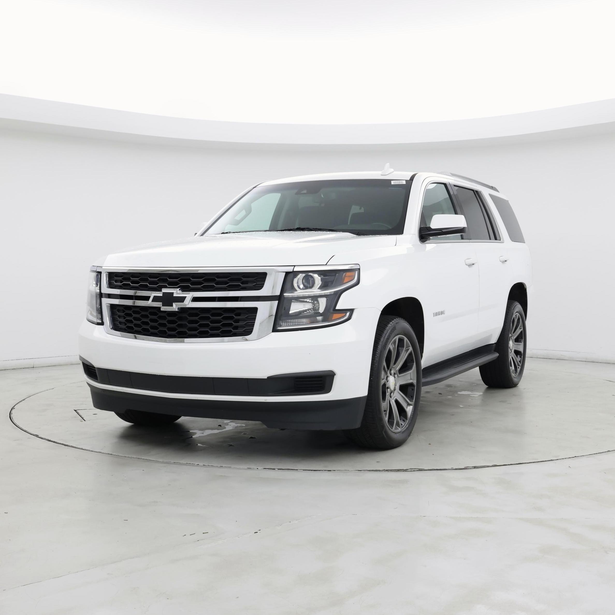 Thumbnail: 2017 Chevrolet Tahoe - 4
