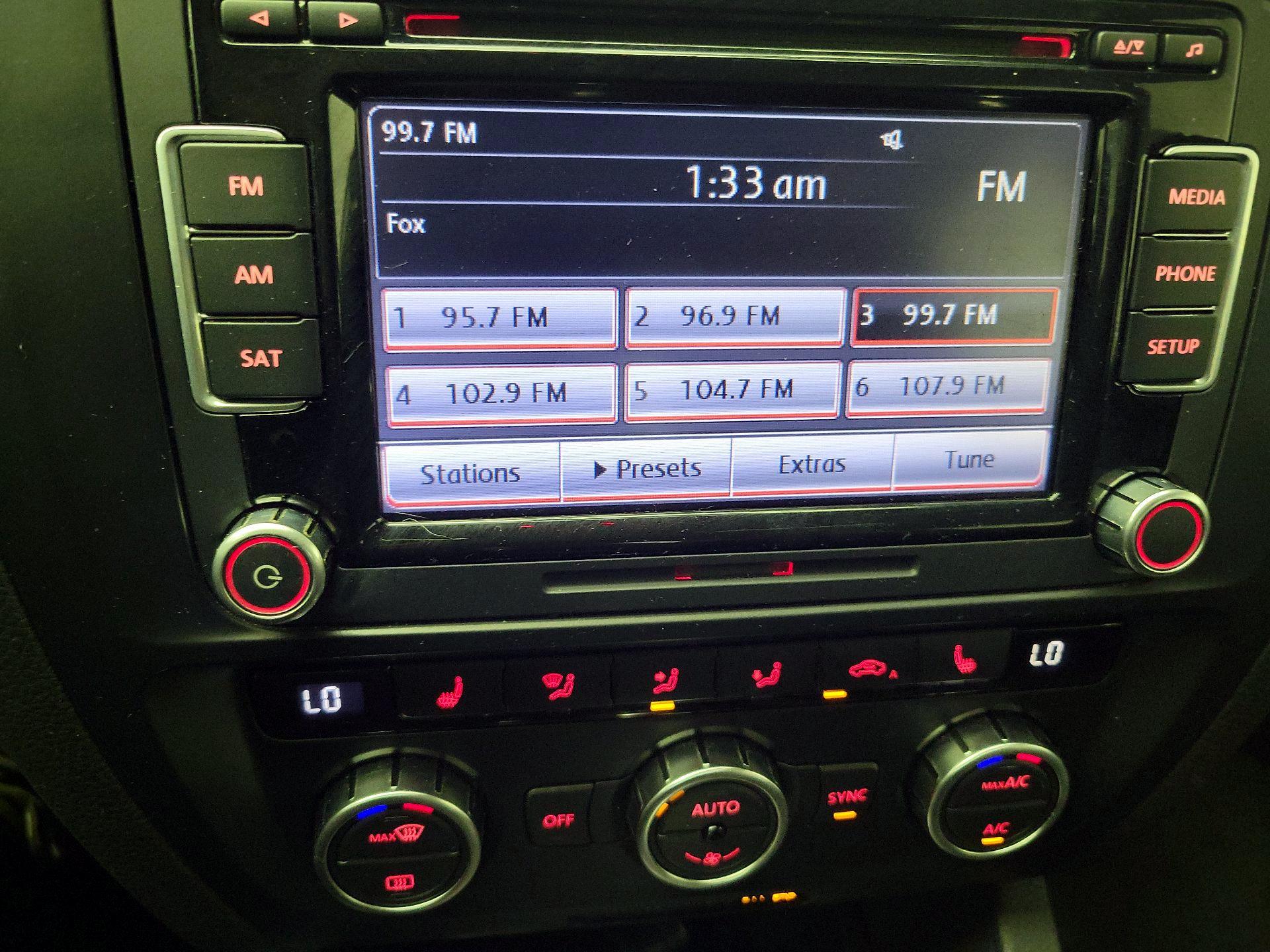 Thumbnail: 2014 Volkswagen Jetta - 14