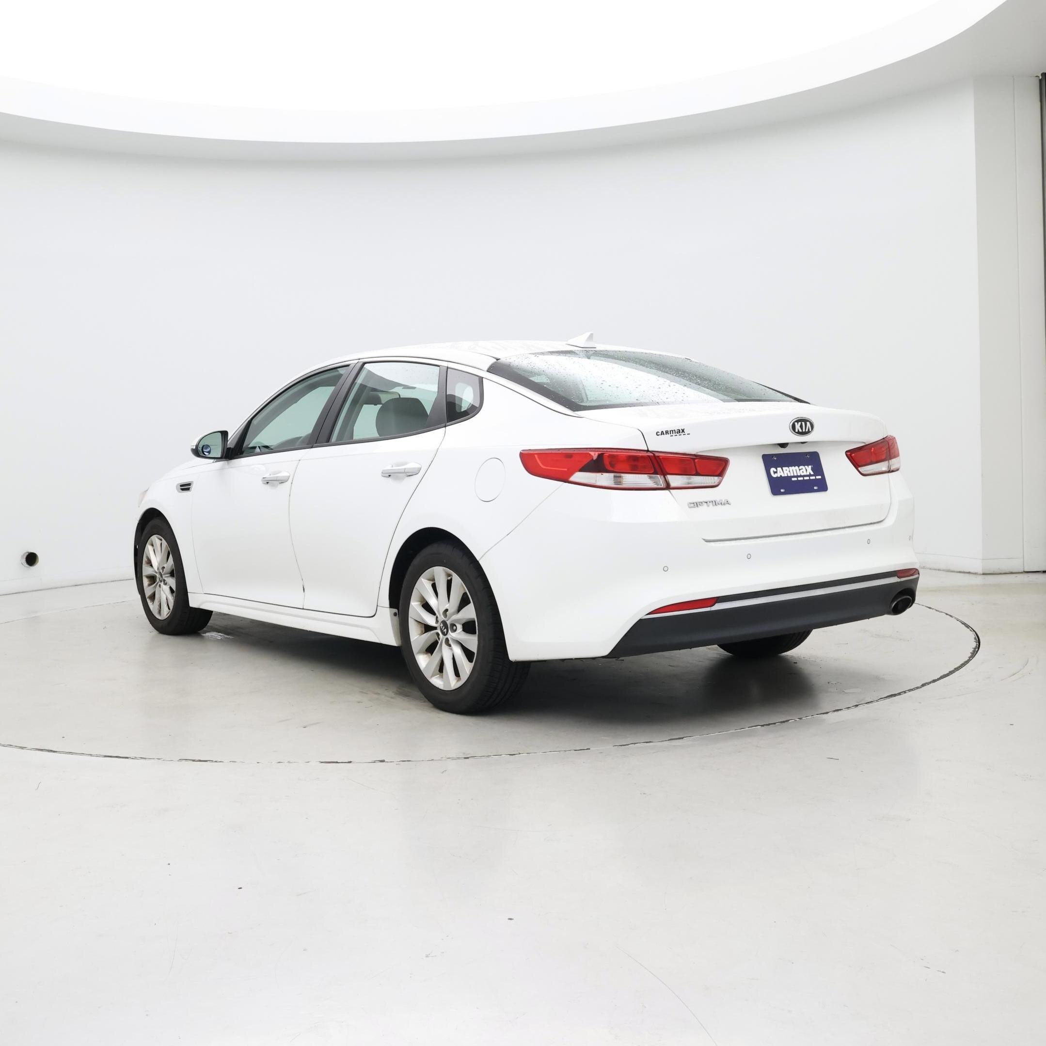 Thumbnail: 2018 Kia Optima - 2