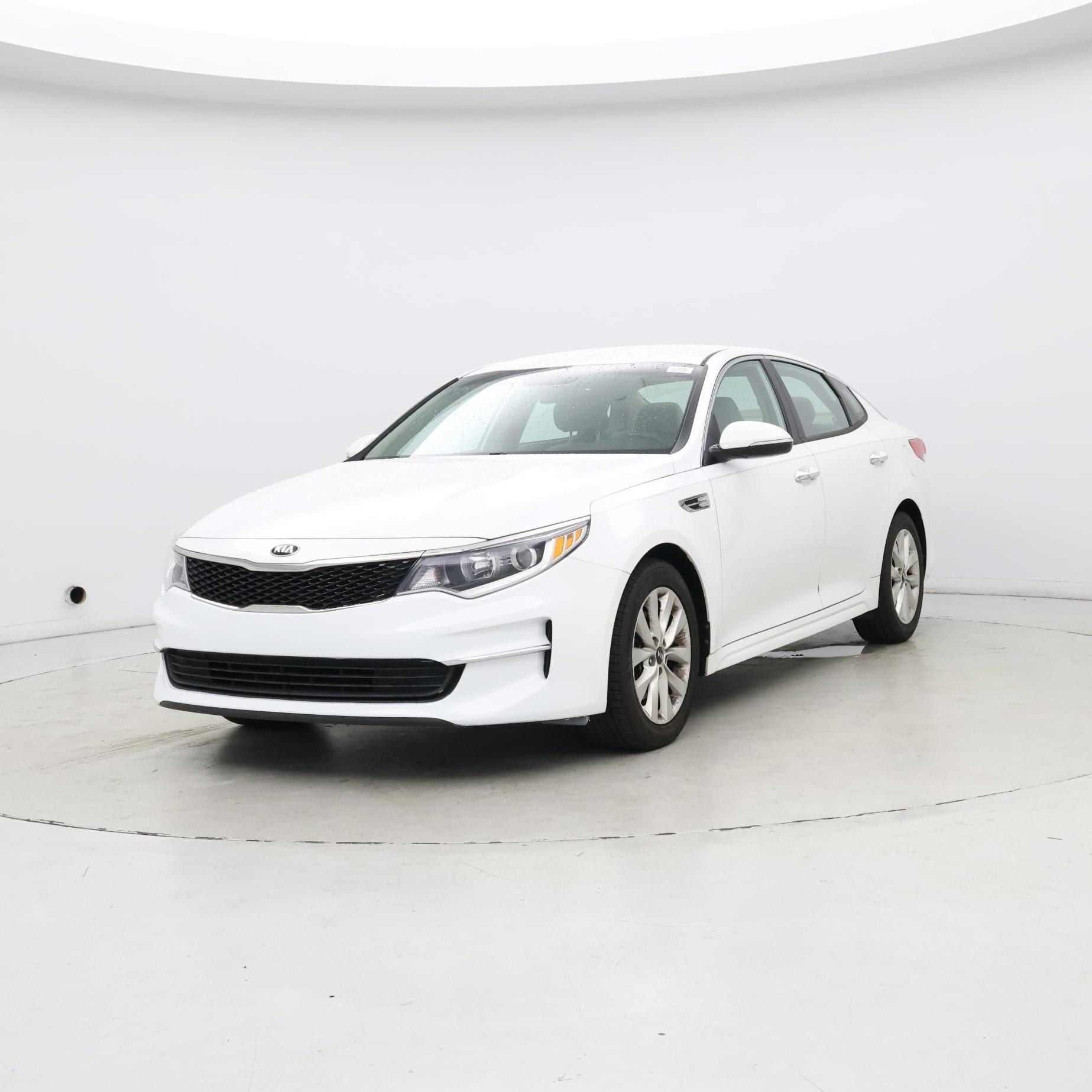 Thumbnail: 2018 Kia Optima - 4