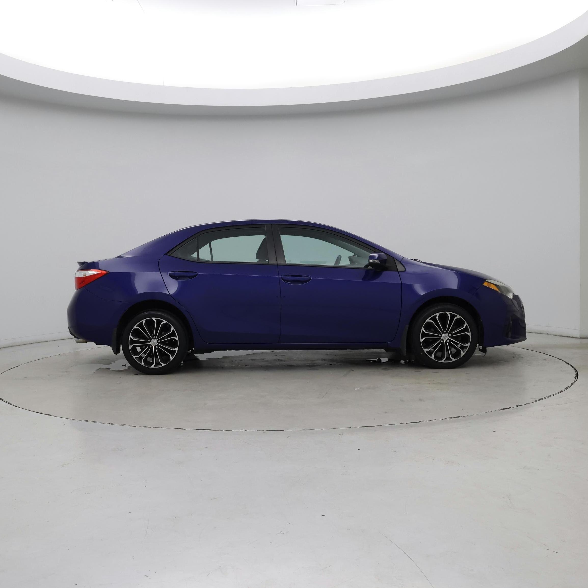 Thumbnail: 2015 Toyota Corolla - 7