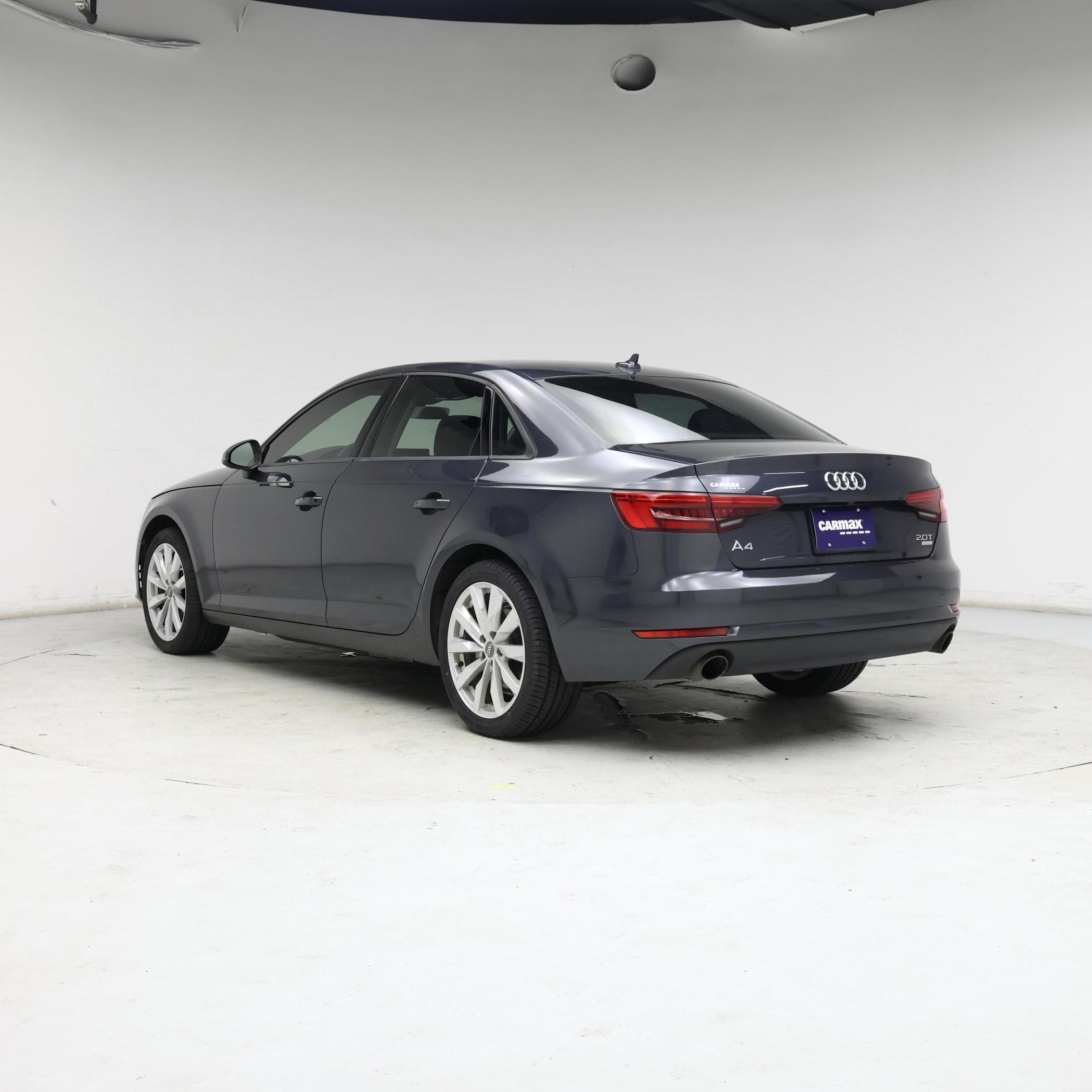 Thumbnail: 2017 Audi A4 - 2