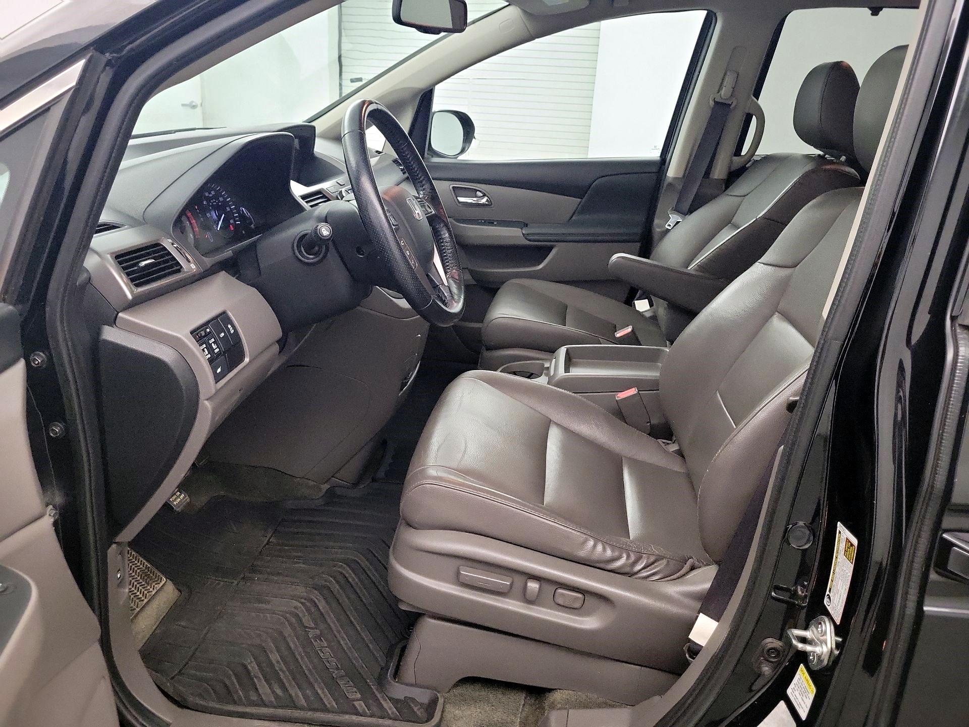 Thumbnail: 2015 Honda Odyssey - 9