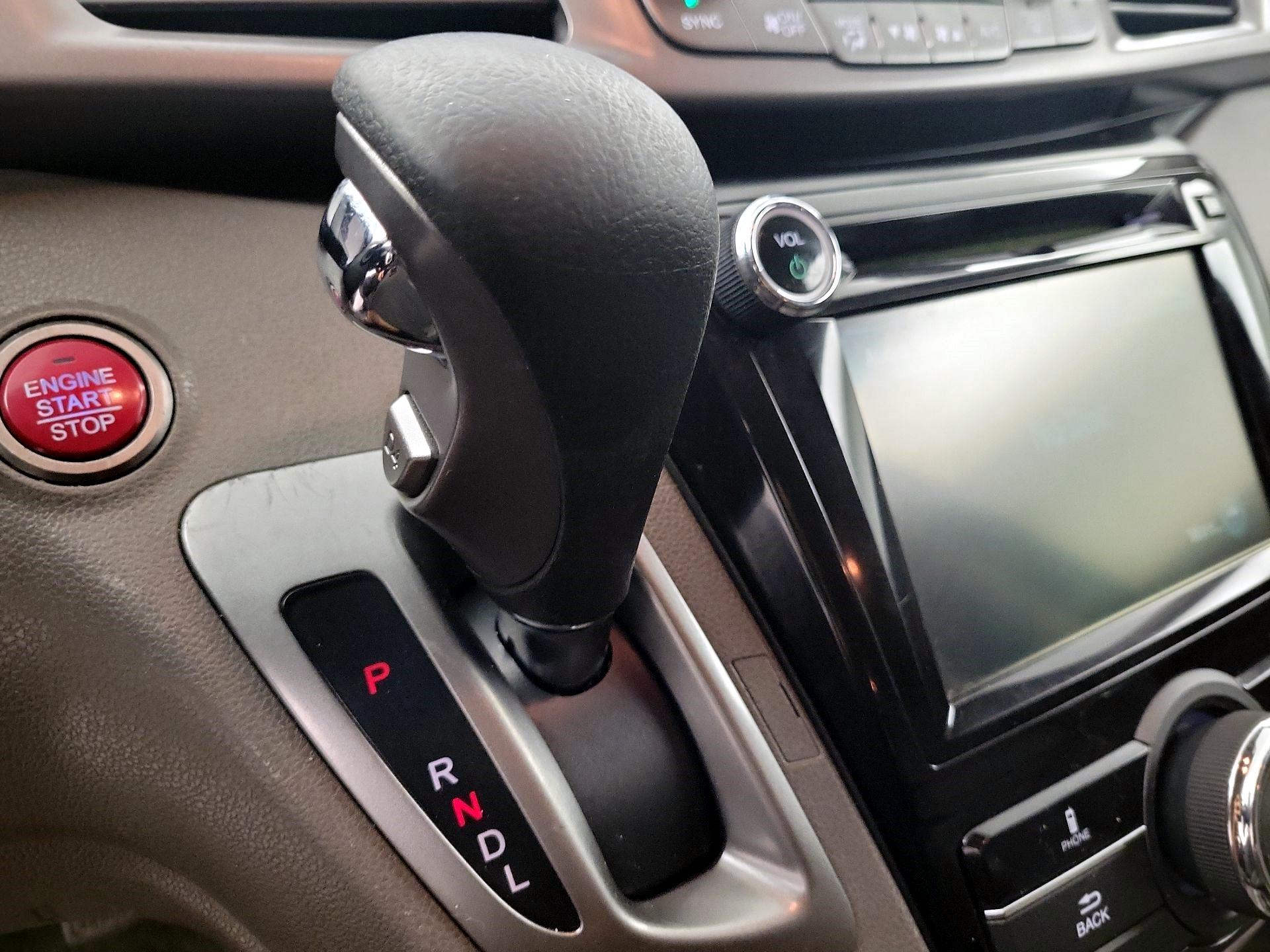 Thumbnail: 2015 Honda Odyssey - 15