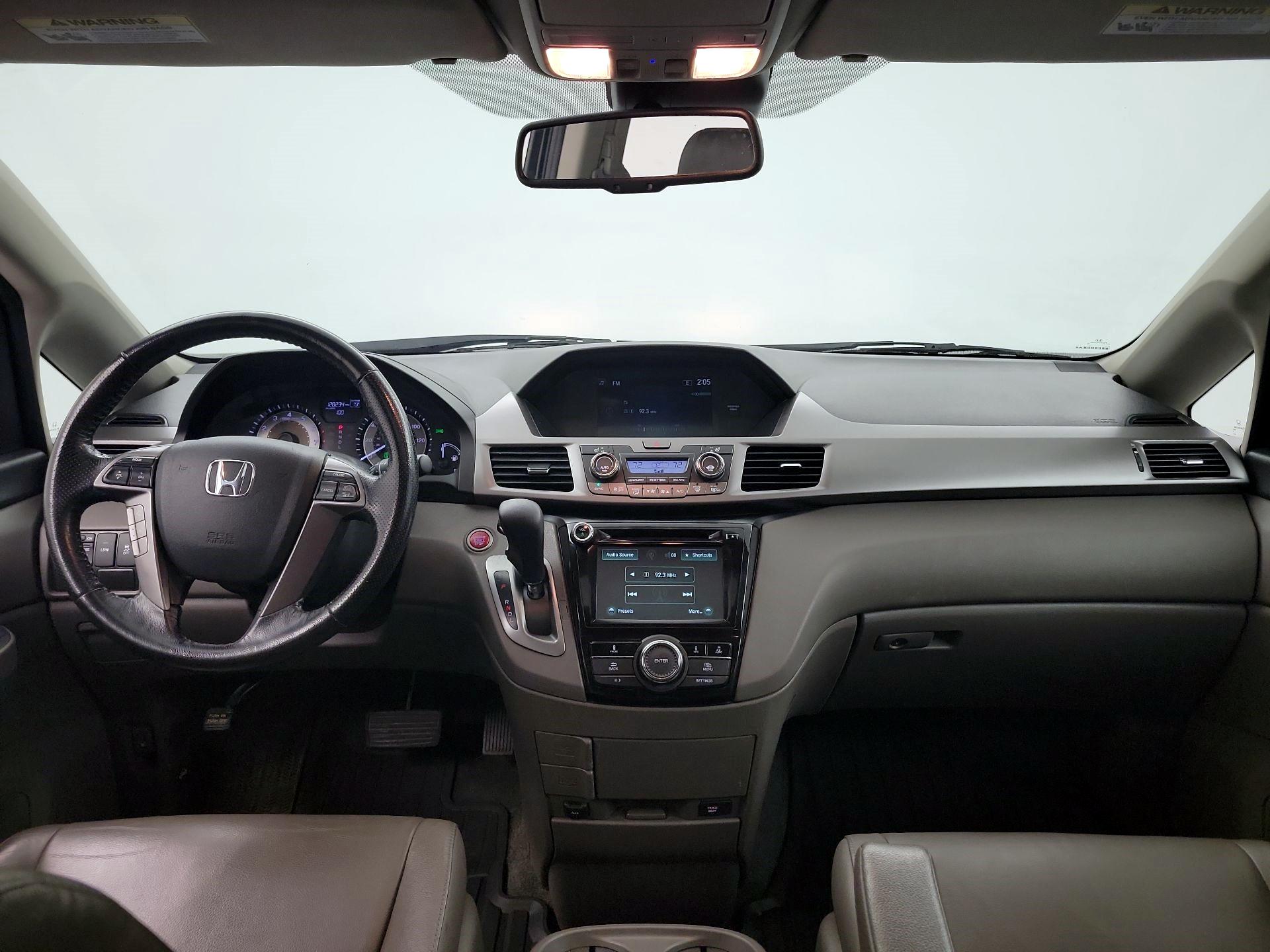 Thumbnail: 2015 Honda Odyssey - 8