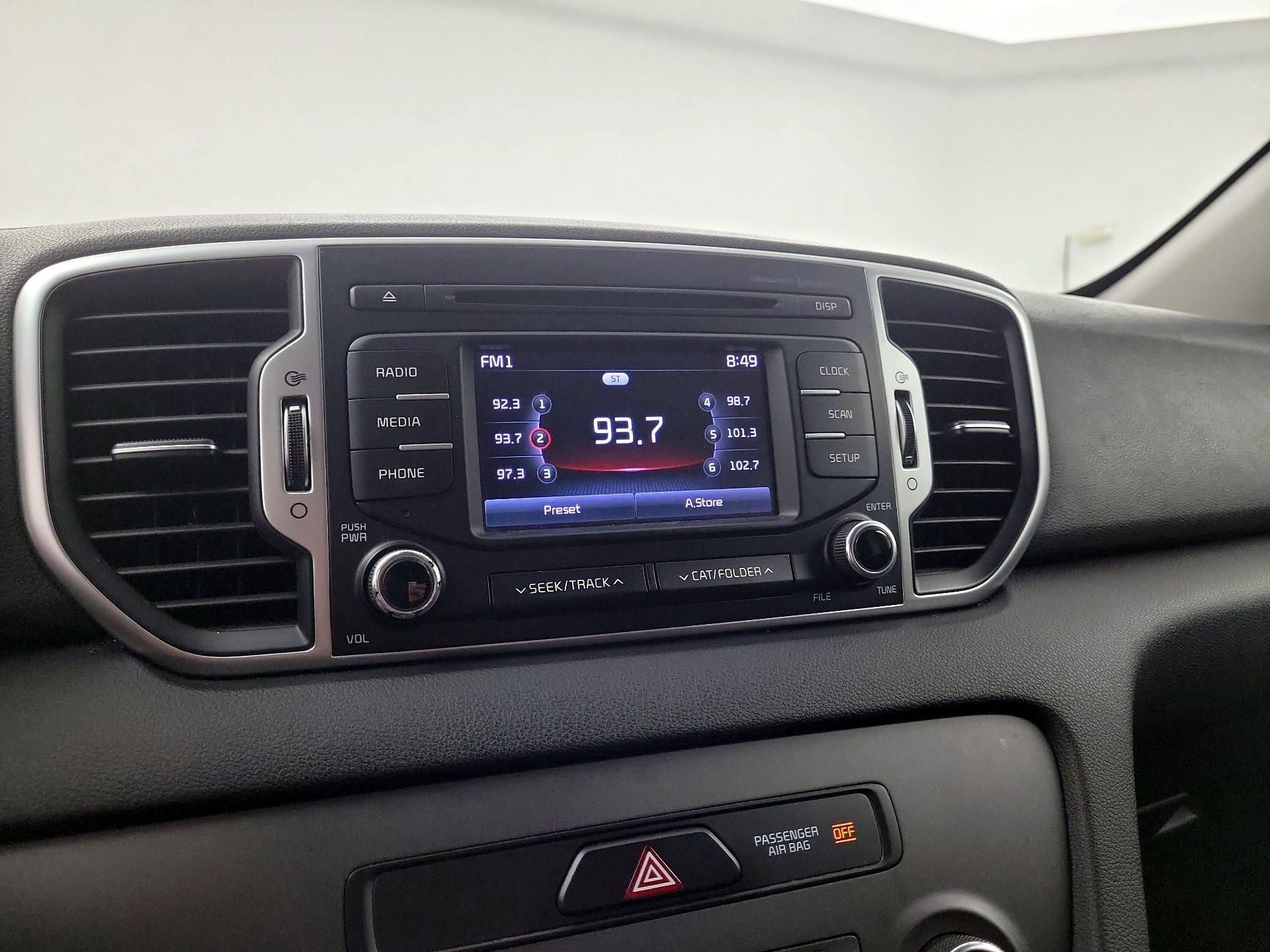 Thumbnail: 2017 Kia Sportage - 13