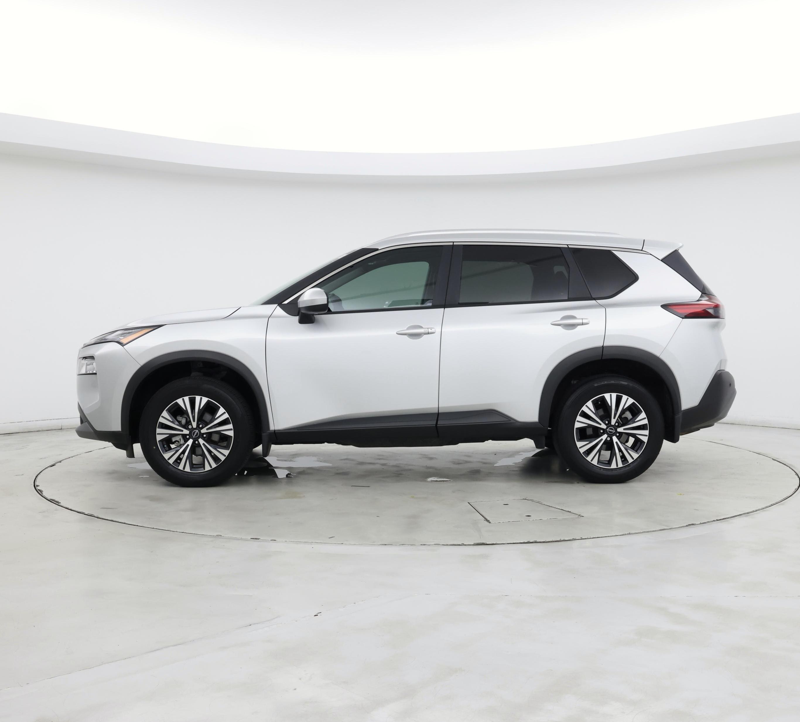 Thumbnail: 2023 Nissan Rogue - 3