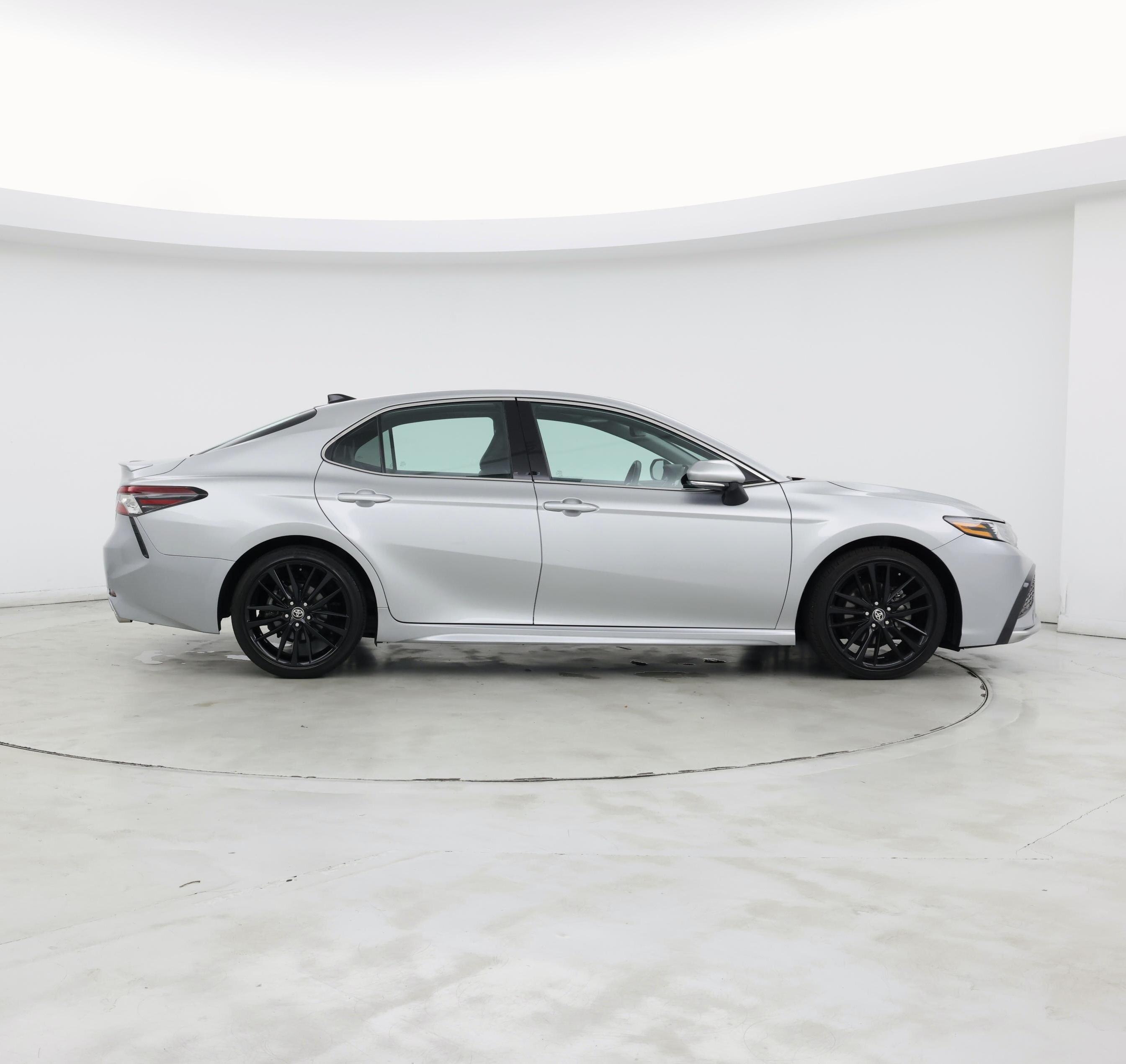Thumbnail: 2022 Toyota Camry - 7