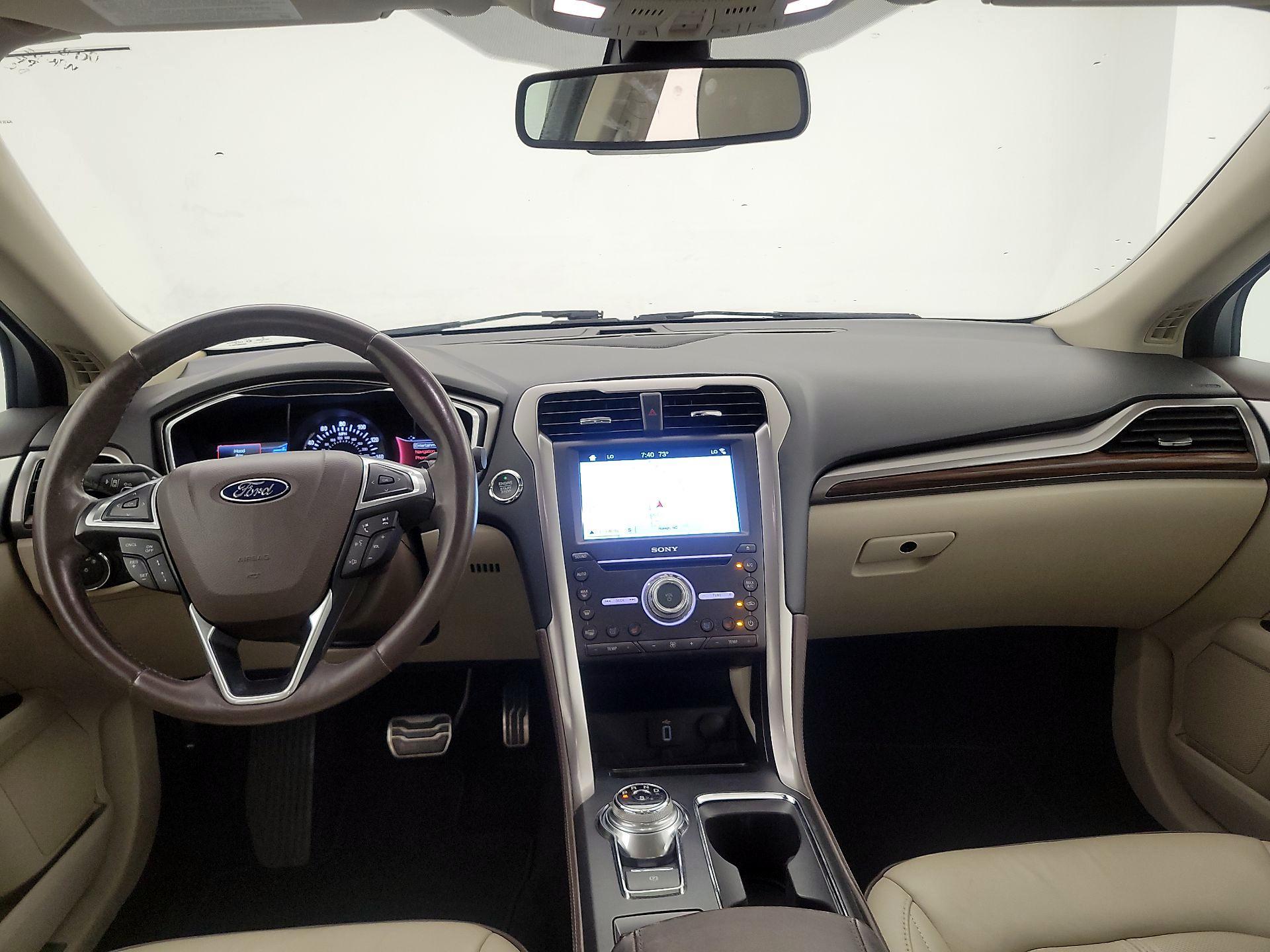 Thumbnail: 2017 Ford Fusion - 9