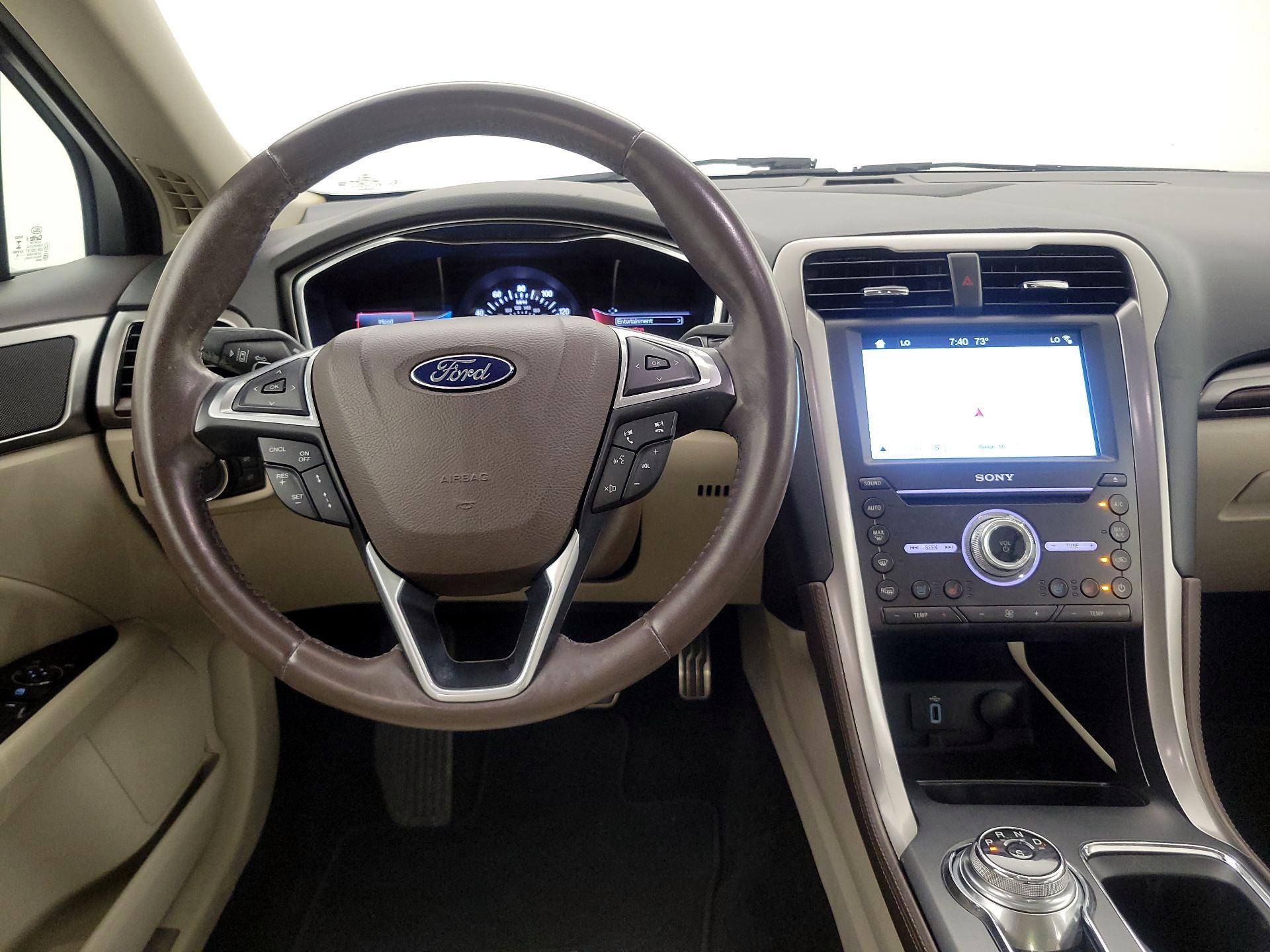 Thumbnail: 2017 Ford Fusion - 10