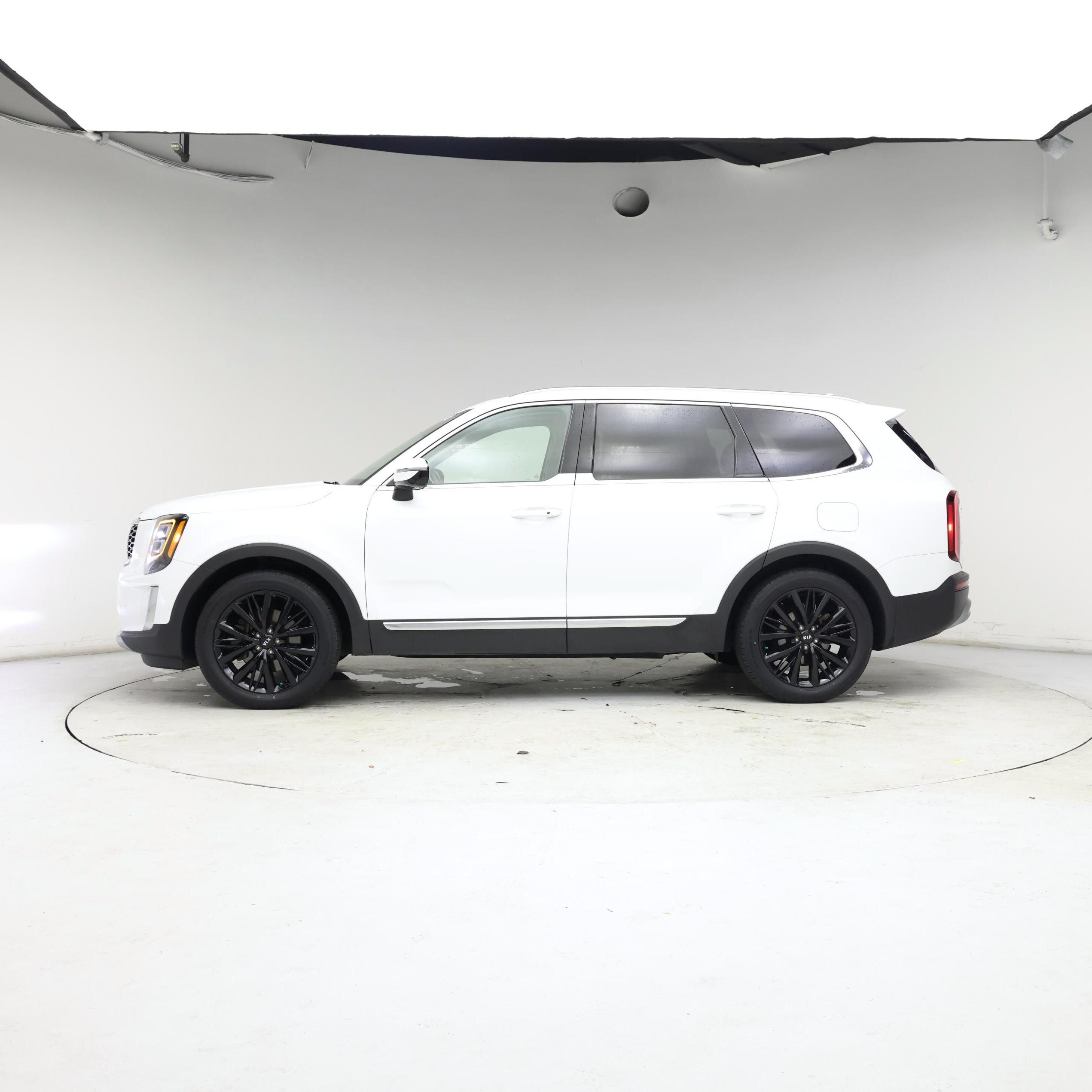 Thumbnail: 2020 Kia Telluride - 3