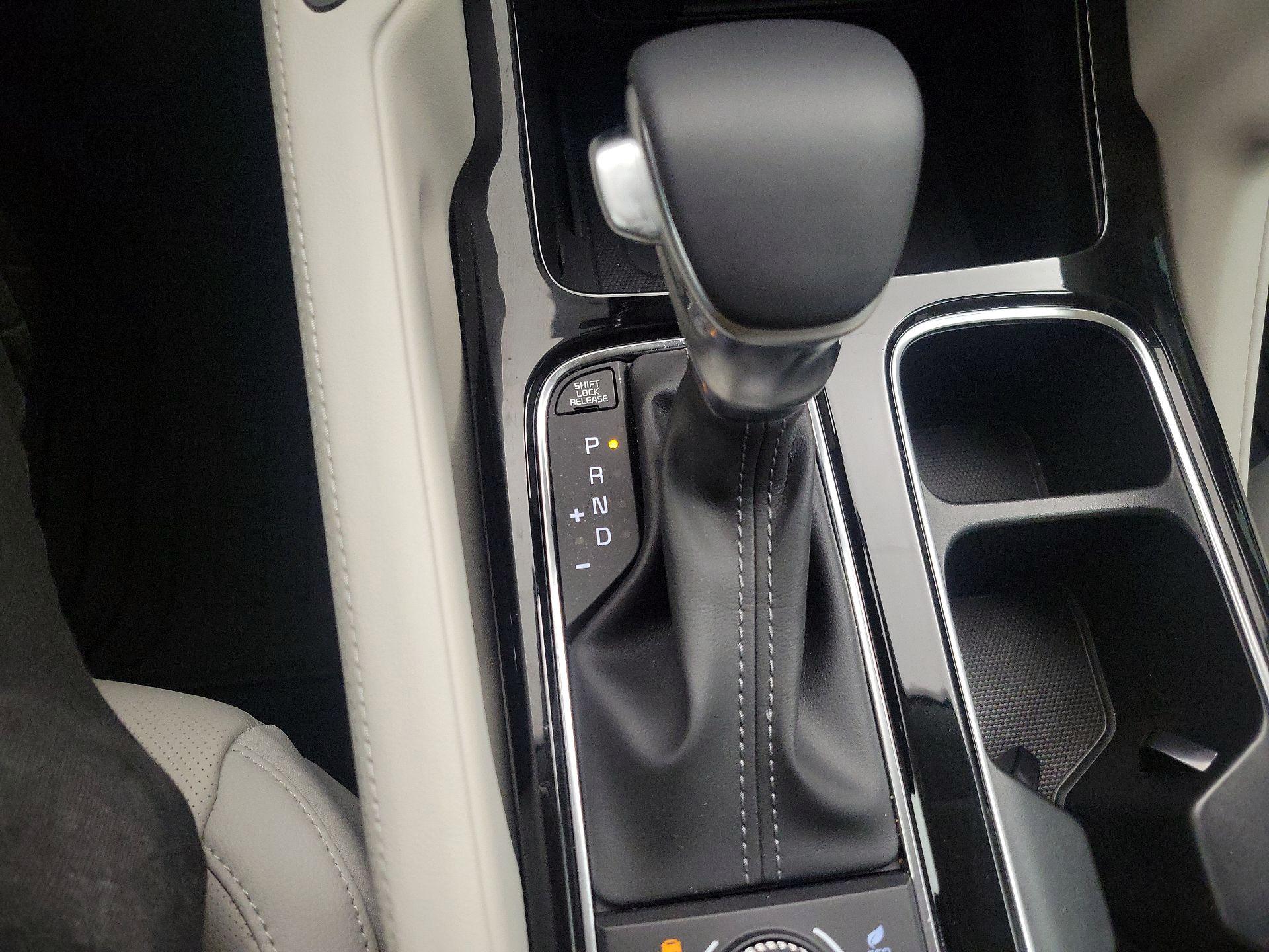 Thumbnail: 2025 Kia Telluride - 17