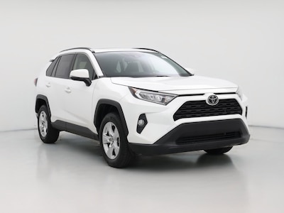 White 2019 Toyota RAV4 XLE