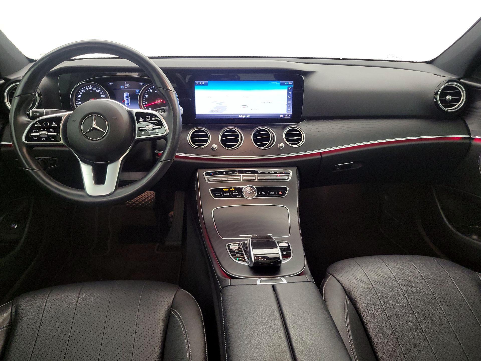 Thumbnail: 2019 Mercedes-Benz E-Class - 9