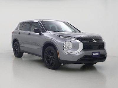 Gray 2023 Mitsubishi Outlander SE Special Edition