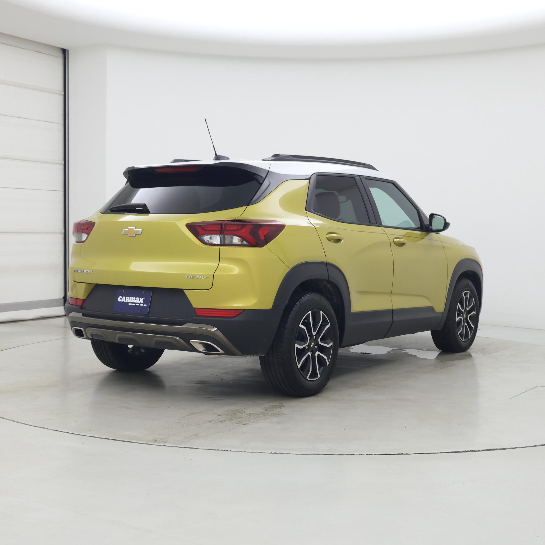 Thumbnail: 2023 Chevrolet TrailBlazer - 8