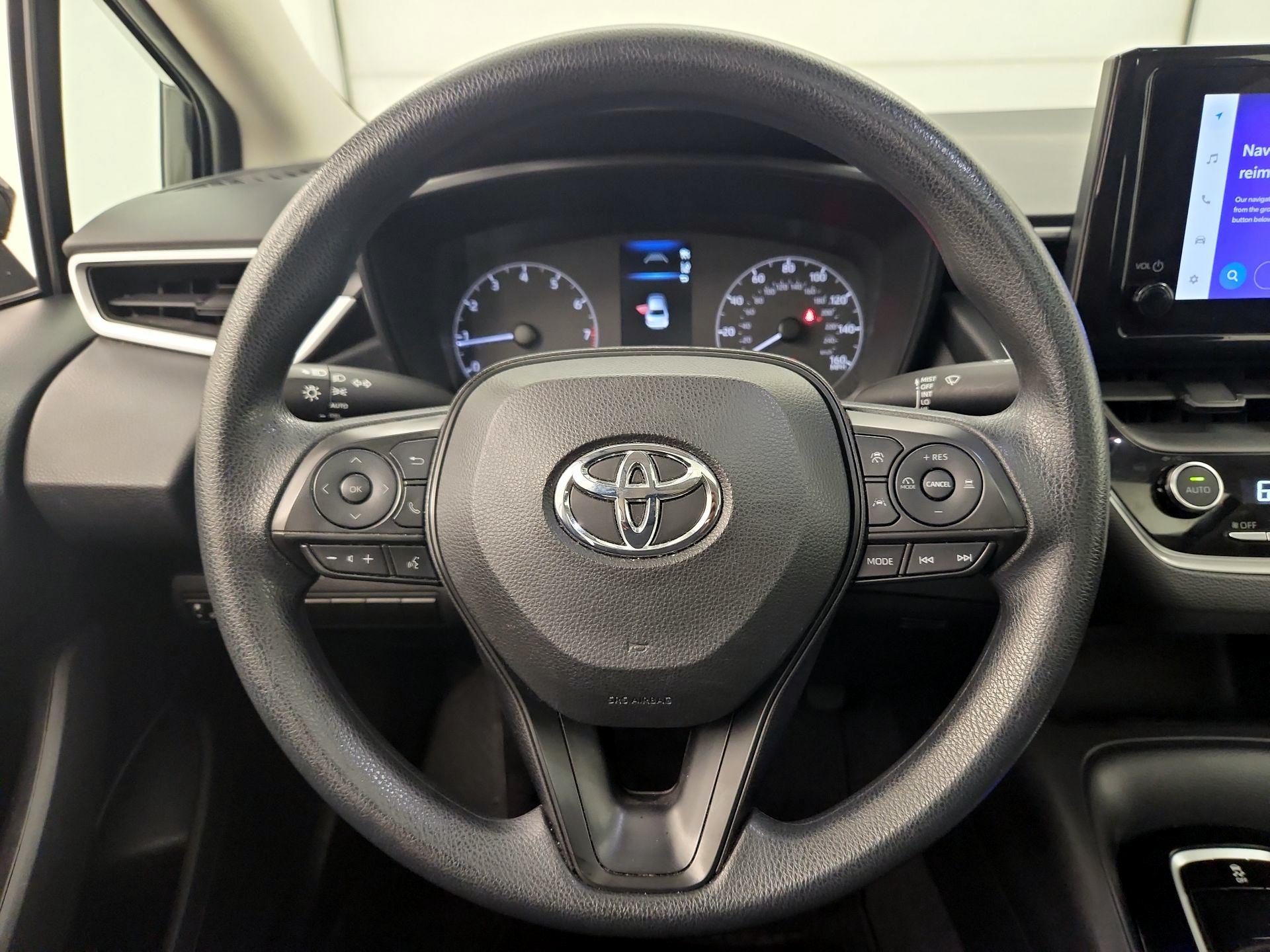 Thumbnail: 2023 Toyota Corolla - 10